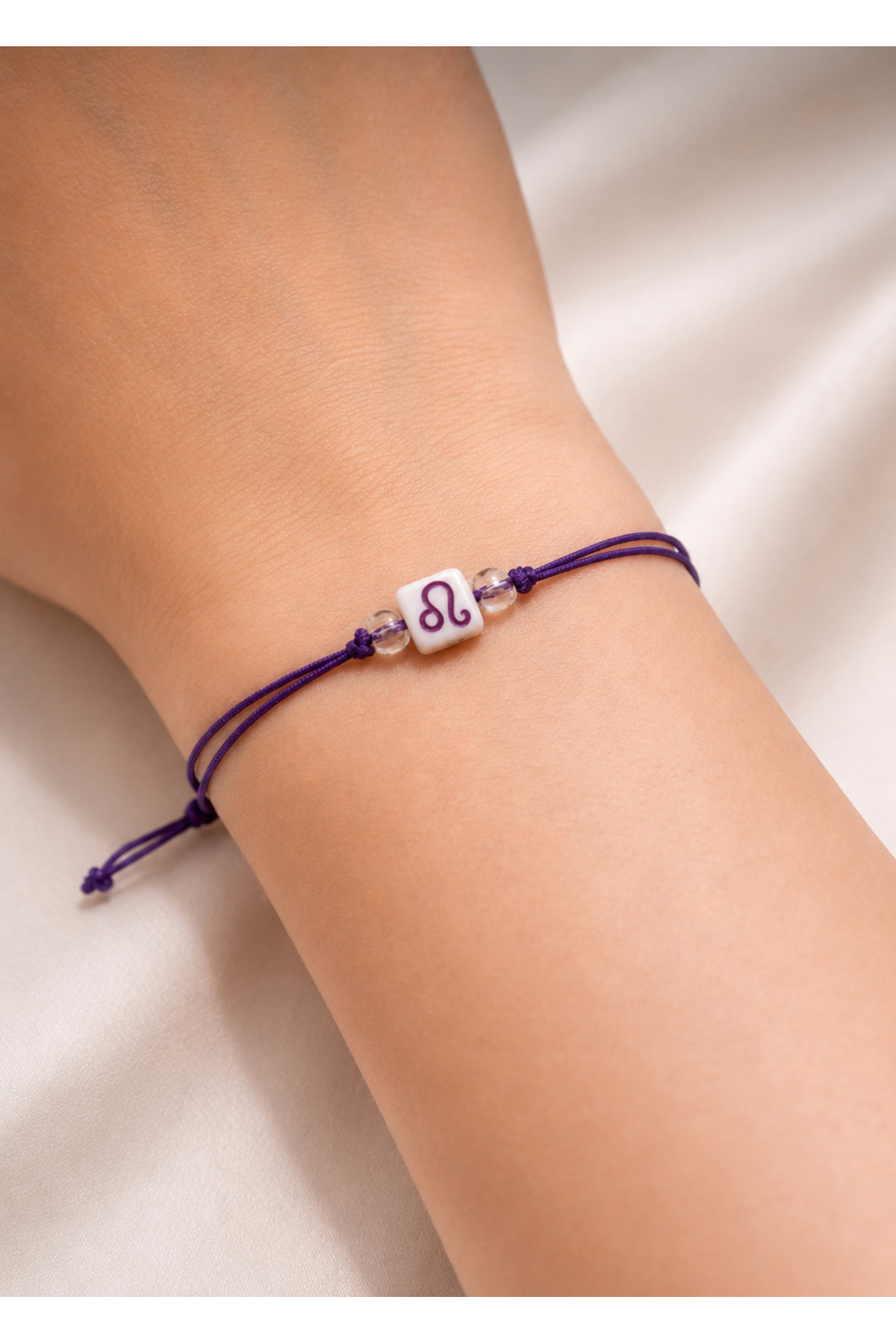 Femenino Leo Zodiac Sign Gold Thread Adjustable Handmade Bracelet