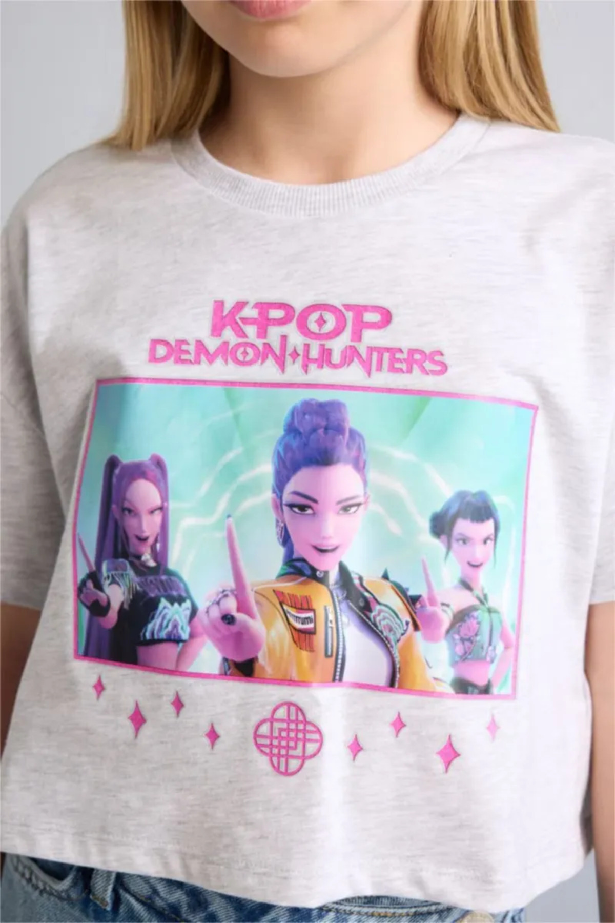 تی‌شرت کوتاه دخترانه Kpop - Demon Hunters مدل H9478A826HS
