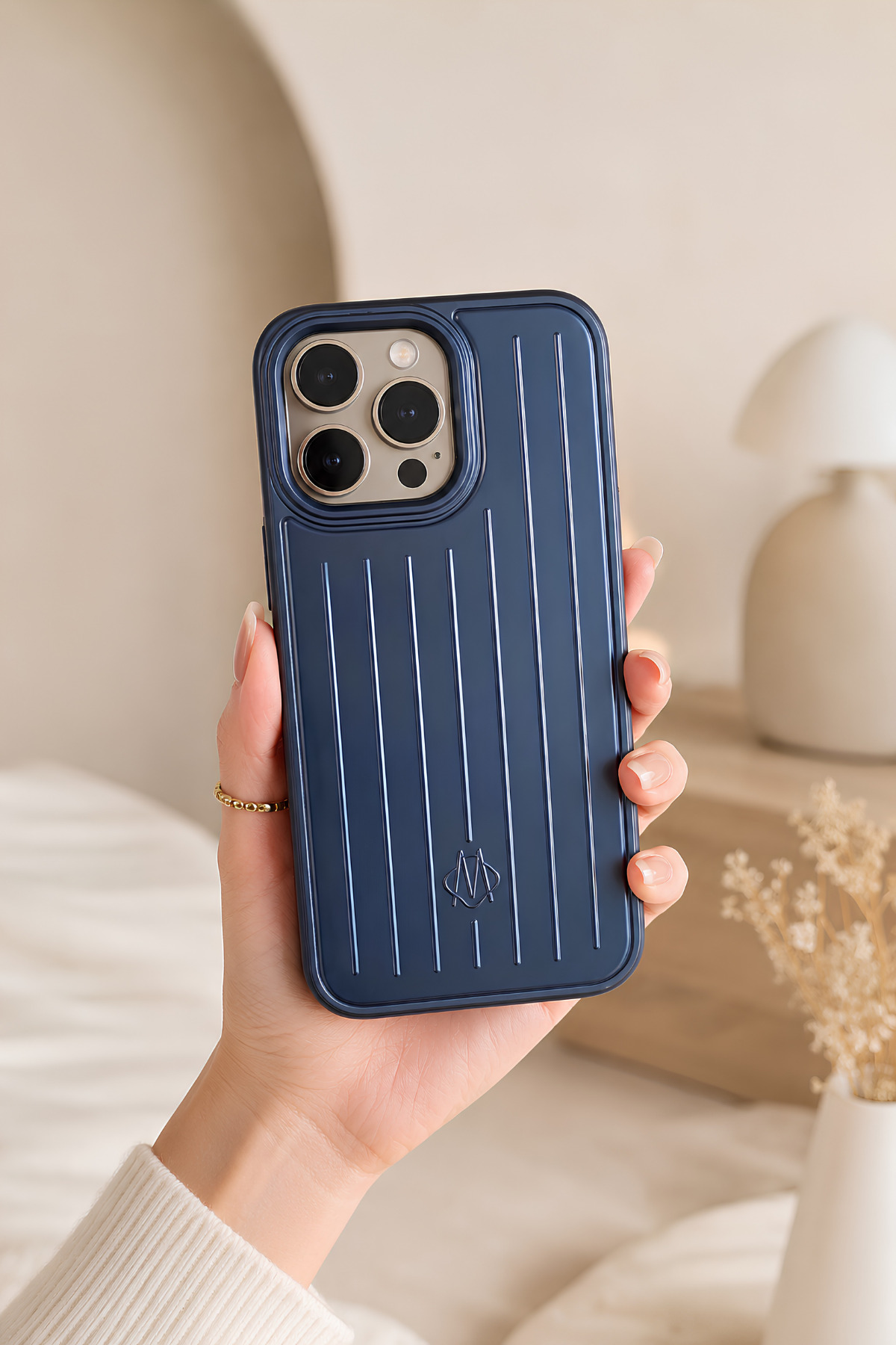 QUSCHU iPhone 15 Pro Uyumlu Rimowa Telefon Kılıfı RMW32 - Fiyatı
