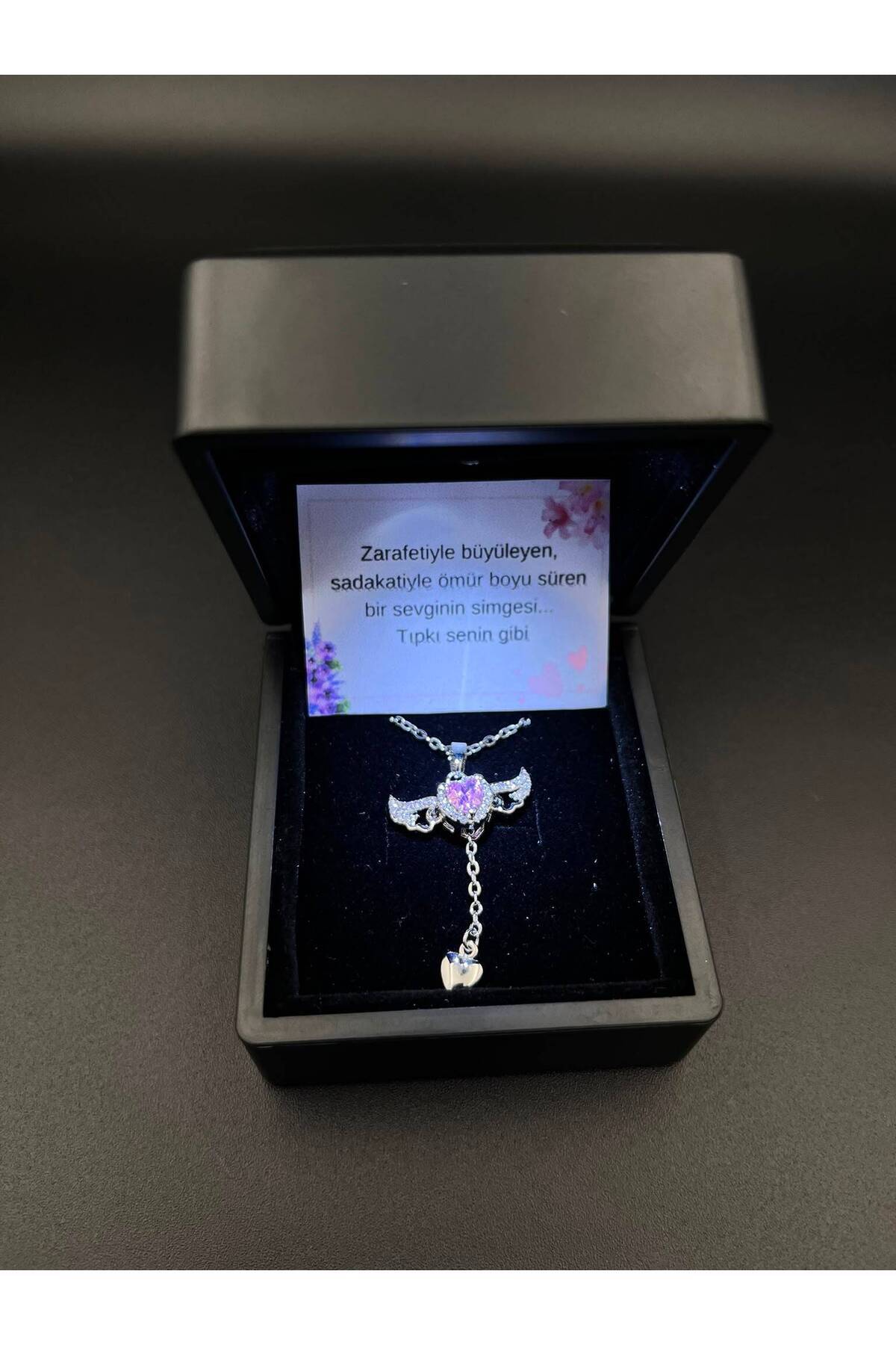 Sepetten Eve Işıklı Kutuda Gümüş Kaplama Kanatlı pink swan Kolye Sevgiliye Hediye görsel 3