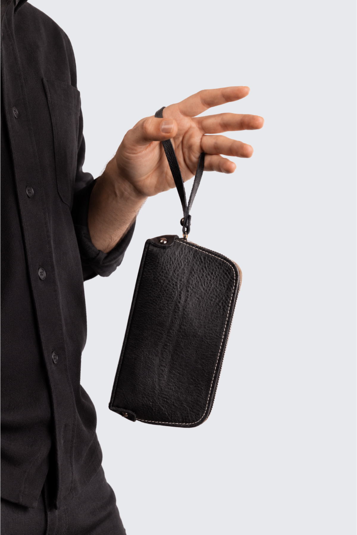 westbag Unisex Siyah Hakiki Dana Derisi Bileklikli El Tutmalı Clutch Çanta