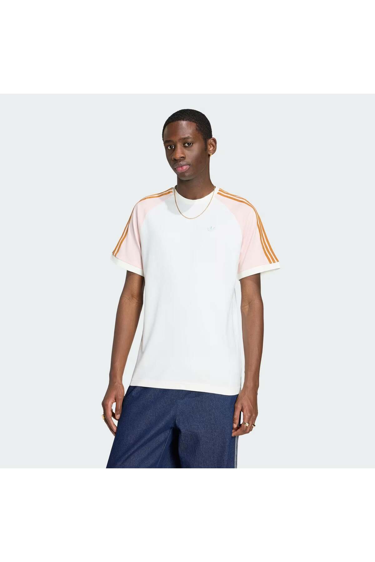 تیشرتمردانهadidasسفید