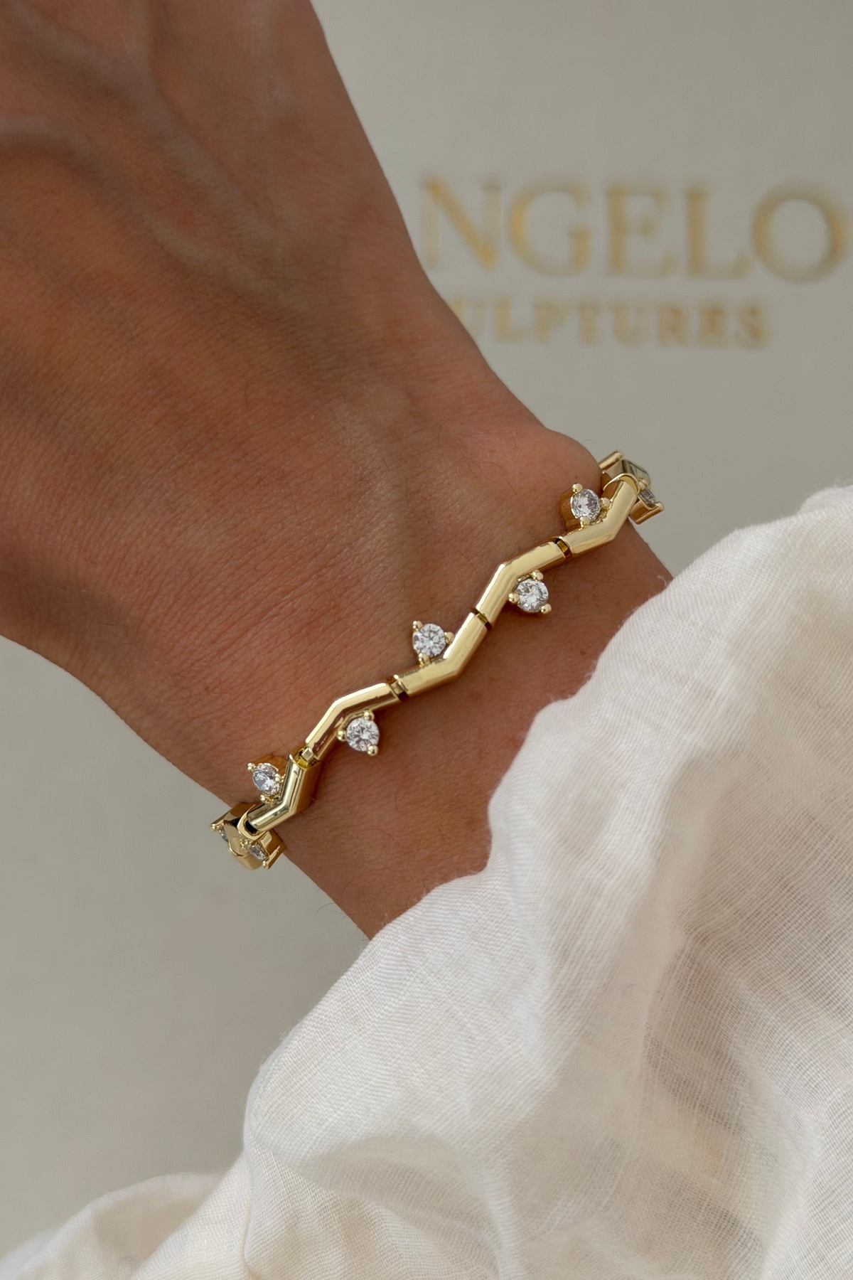 Premium Jamie Zircon Stone Detailed Bracelet