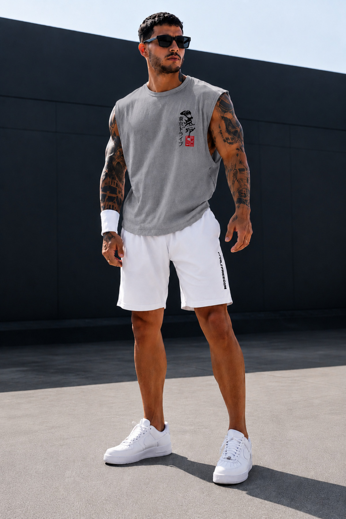 Japanese Text Calligraphy Printed Zero Sleeve Round Crew Neck White T-Shirt