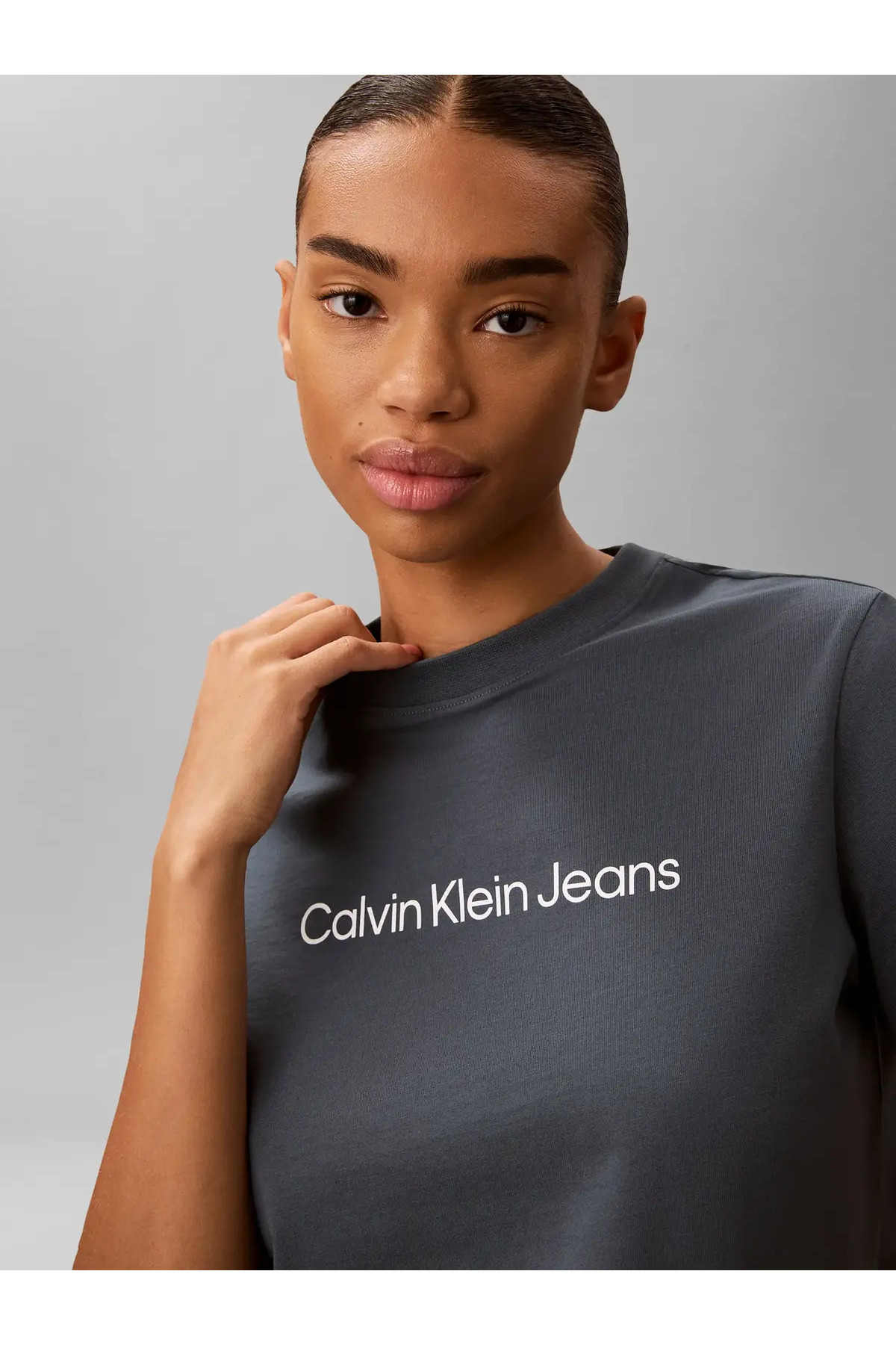 تیشرتزنانهCalvin Kleinخاکستری