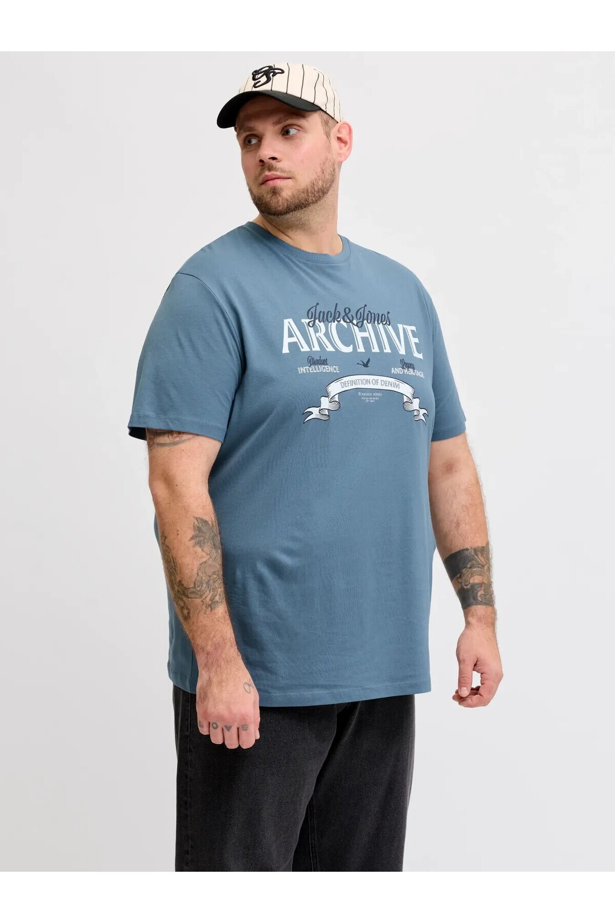 تی‌شرت مردانه سایز بزرگ طرح جین آبی Jjedover مدل SS O-neck Sn Pls جک اند جونز تی شرت بزرگ سایز Jack & Jones