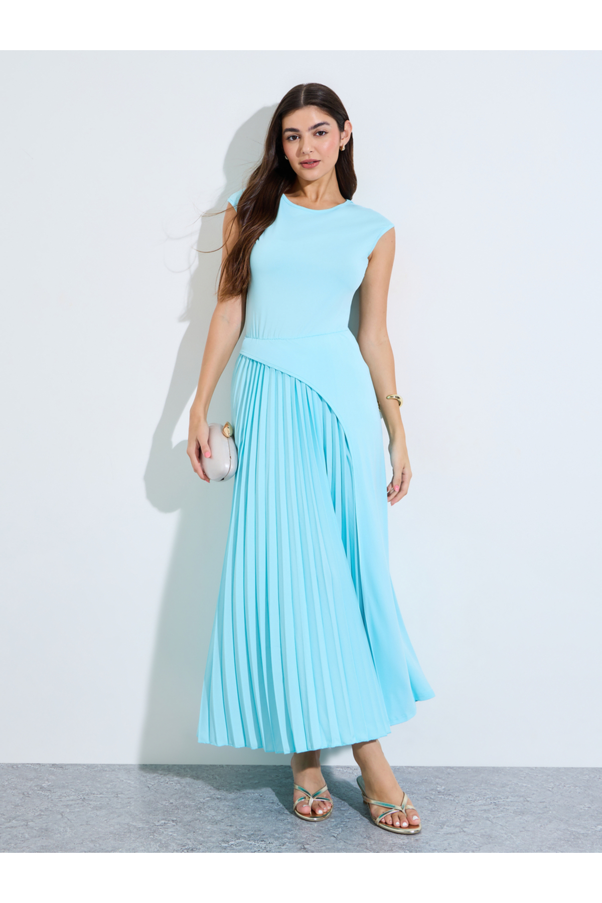 Styli Blue Solid Pleated A-Line Maxi Dress