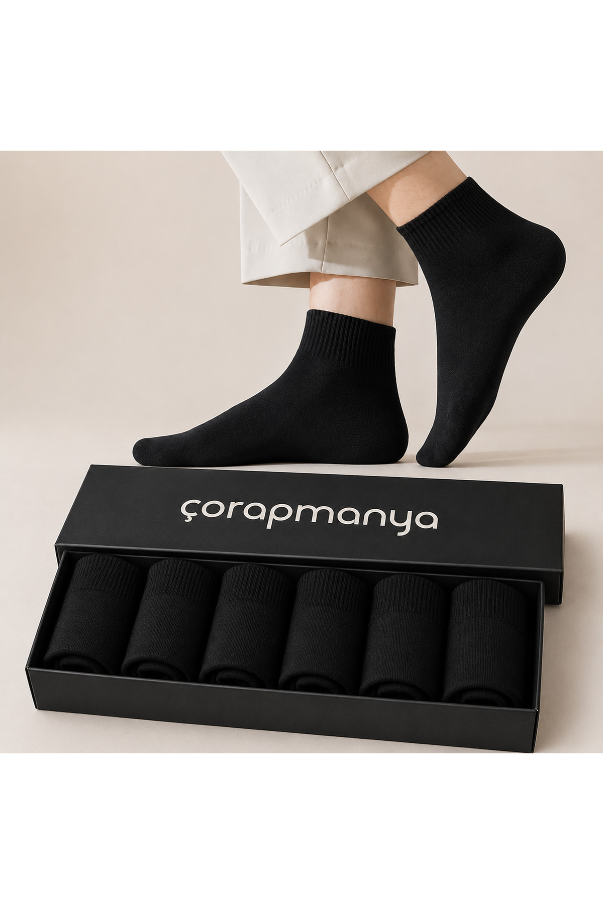 çorapmanya 5 Çift Pamuklu Siyah - Beyaz Rahat Erkek Spor Yarım Konç Çorap (Özel Kutulu)
