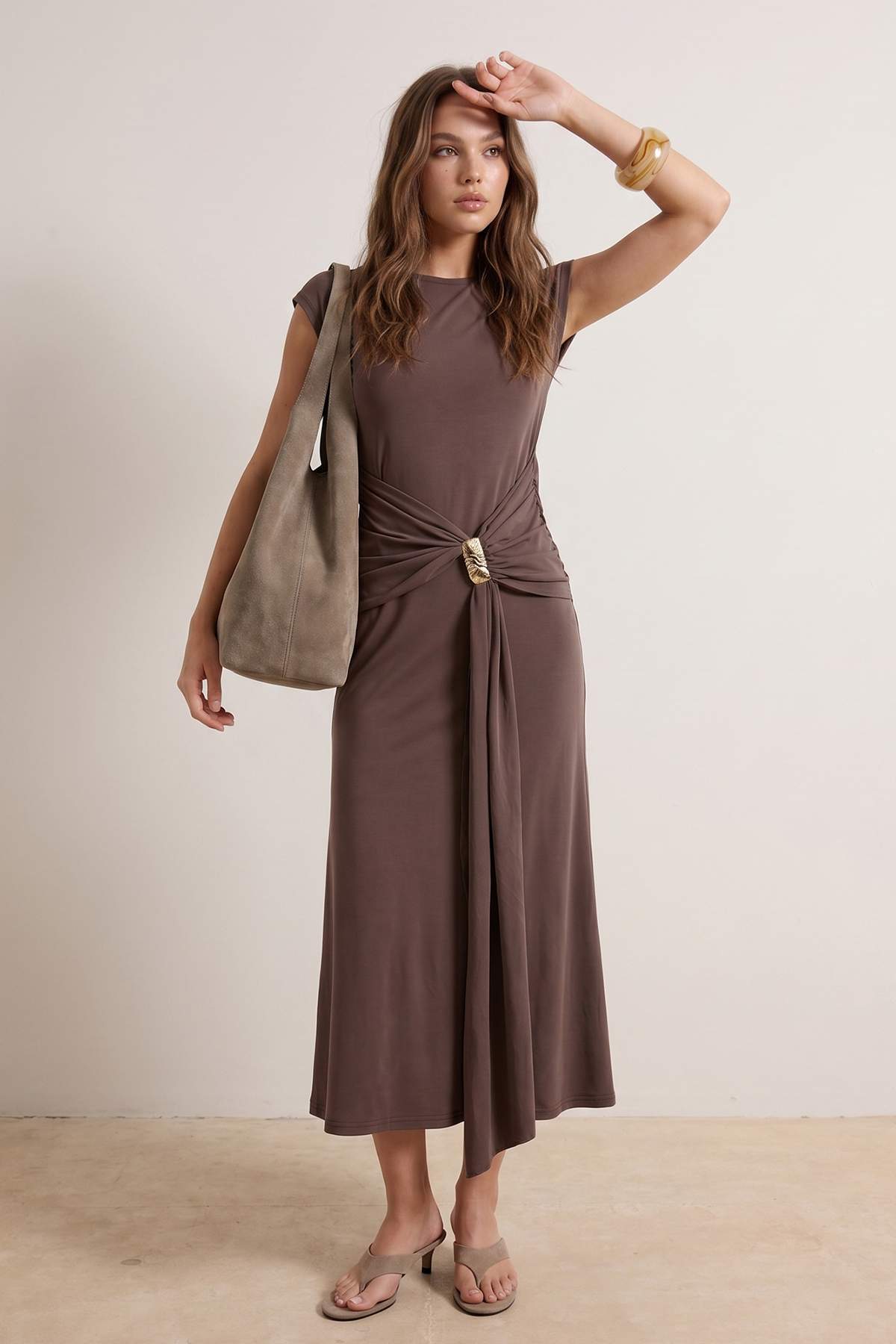 Trendyol kollekció Barna prémium lyocell tartalmú Bodycon ujjatlan, kiegészít...