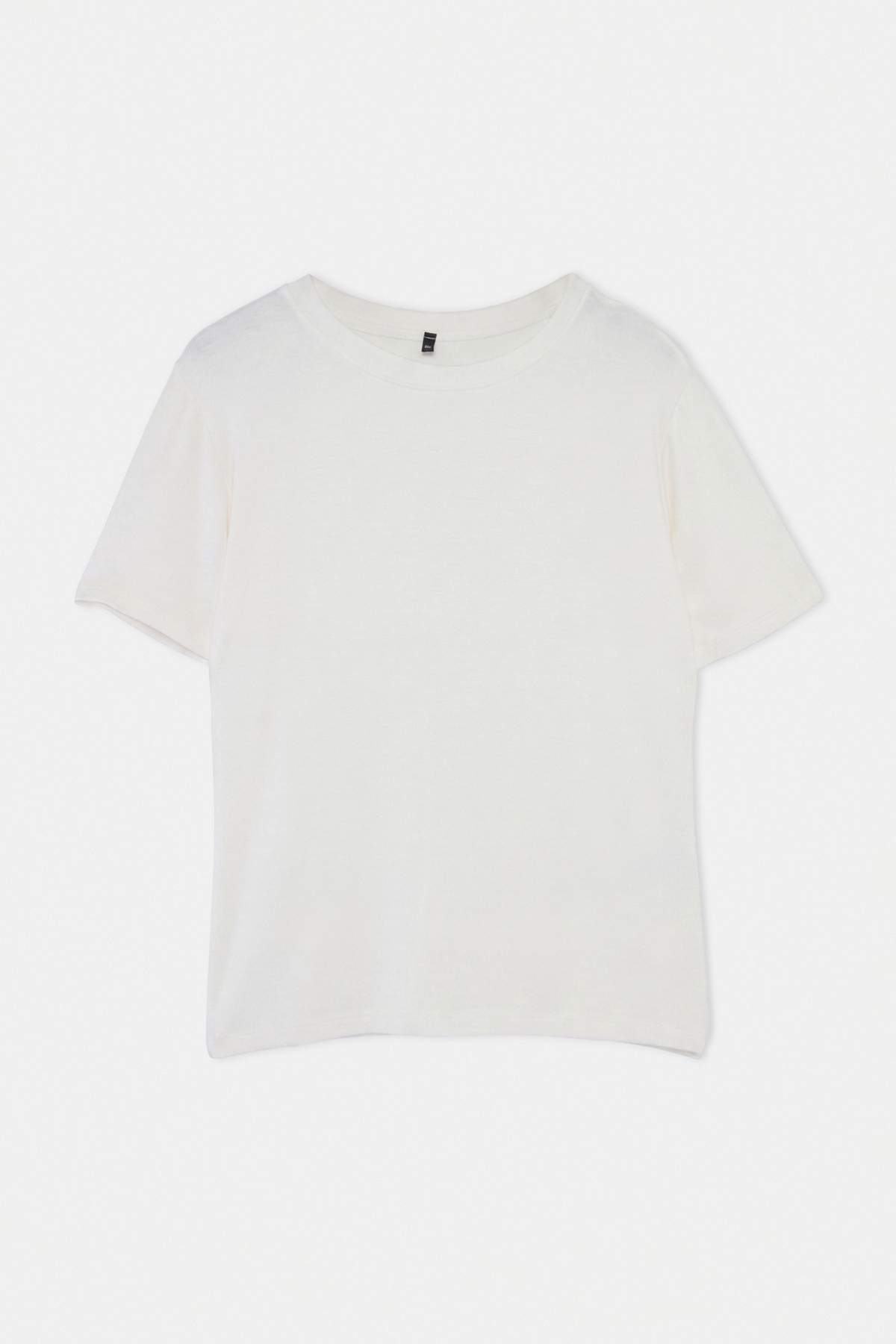 Trendyolmilla Curve Ekru Fitted/Vücuda Oturan Kısa Kollu Pamuk Ribana Örme Büyük Beden T-Shirt TBBSS26BF00079