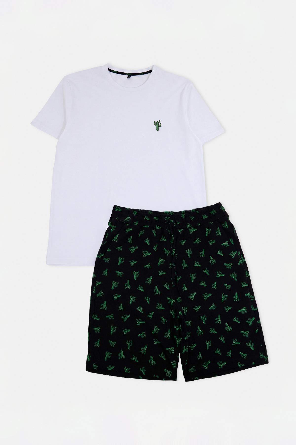 Trendyolmilla Man Lacivert Regular Kesim Kaktüs Baskılı Pamuklu Örme Pijama Takımı TMNSS26PT00057