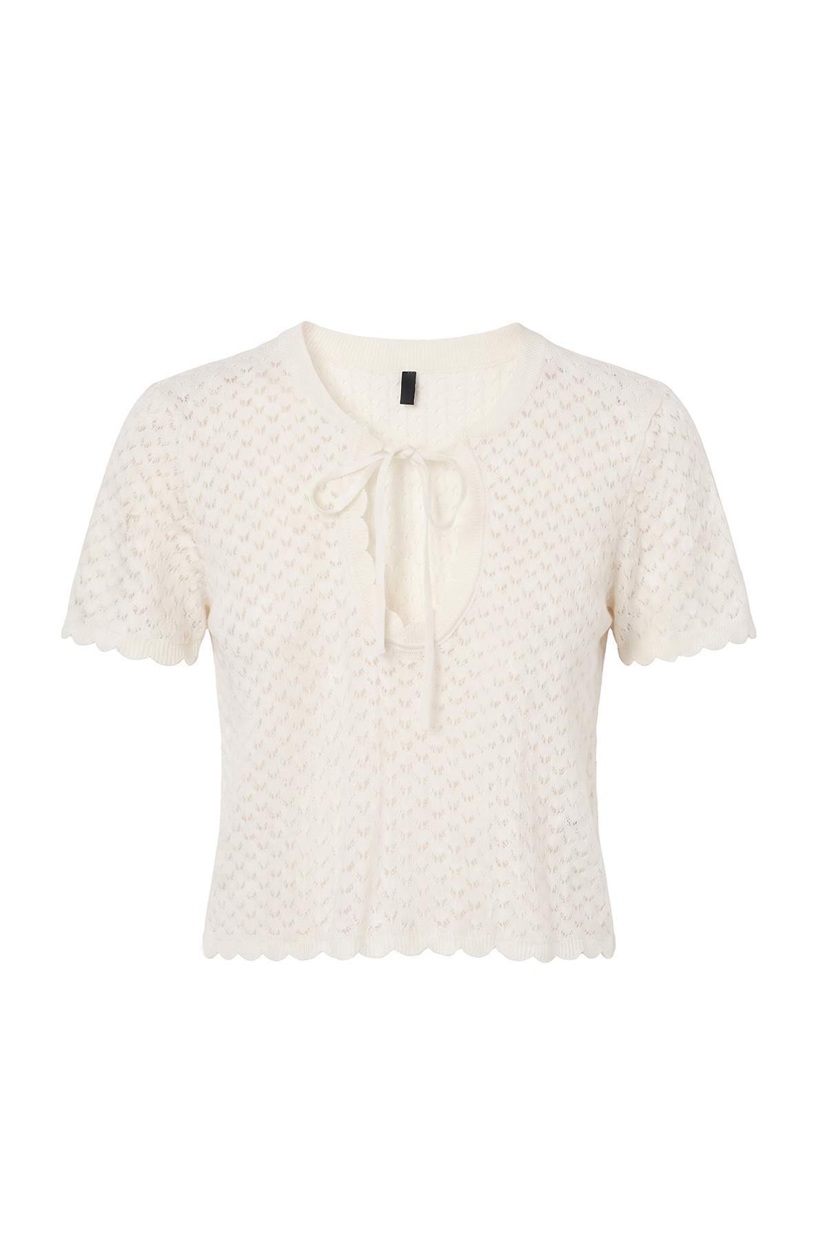 Trendyolmilla Ekru Cut Out/Pencere Detaylı Crop Bluz TWOSS26BZ00938