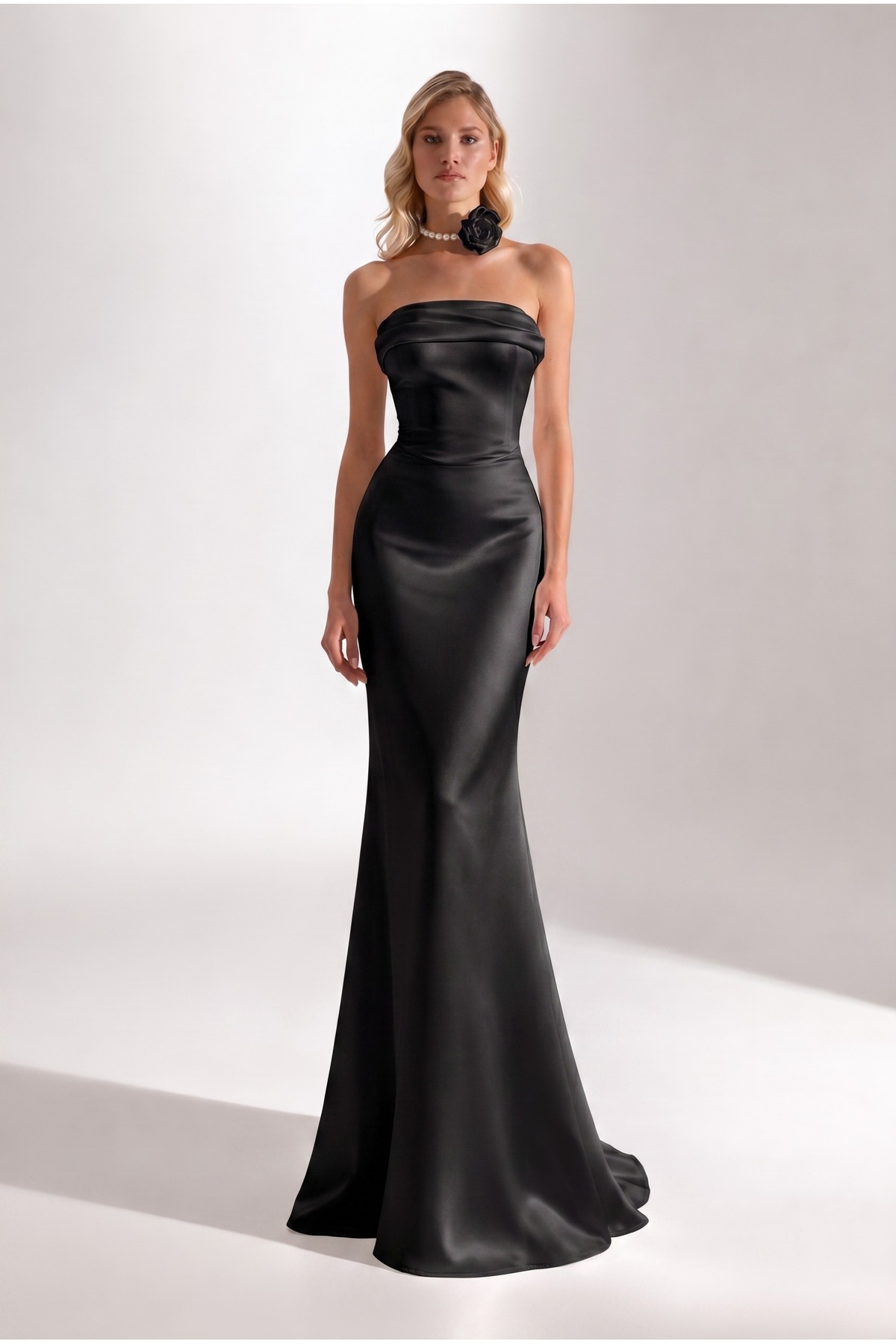 DAPHNE BLACK CORSET AND SKIRT WEDDING DRESS