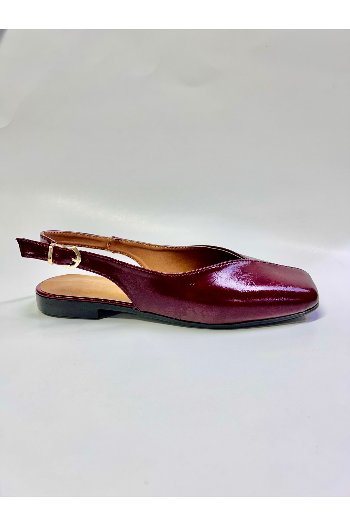 azza shoes BİANCA KADIN KARE KALIP PARLAK ARKASI AÇIK TOKA DETAYLI ZARİF ŞIK GÜNLÜK BABET görsel 3
