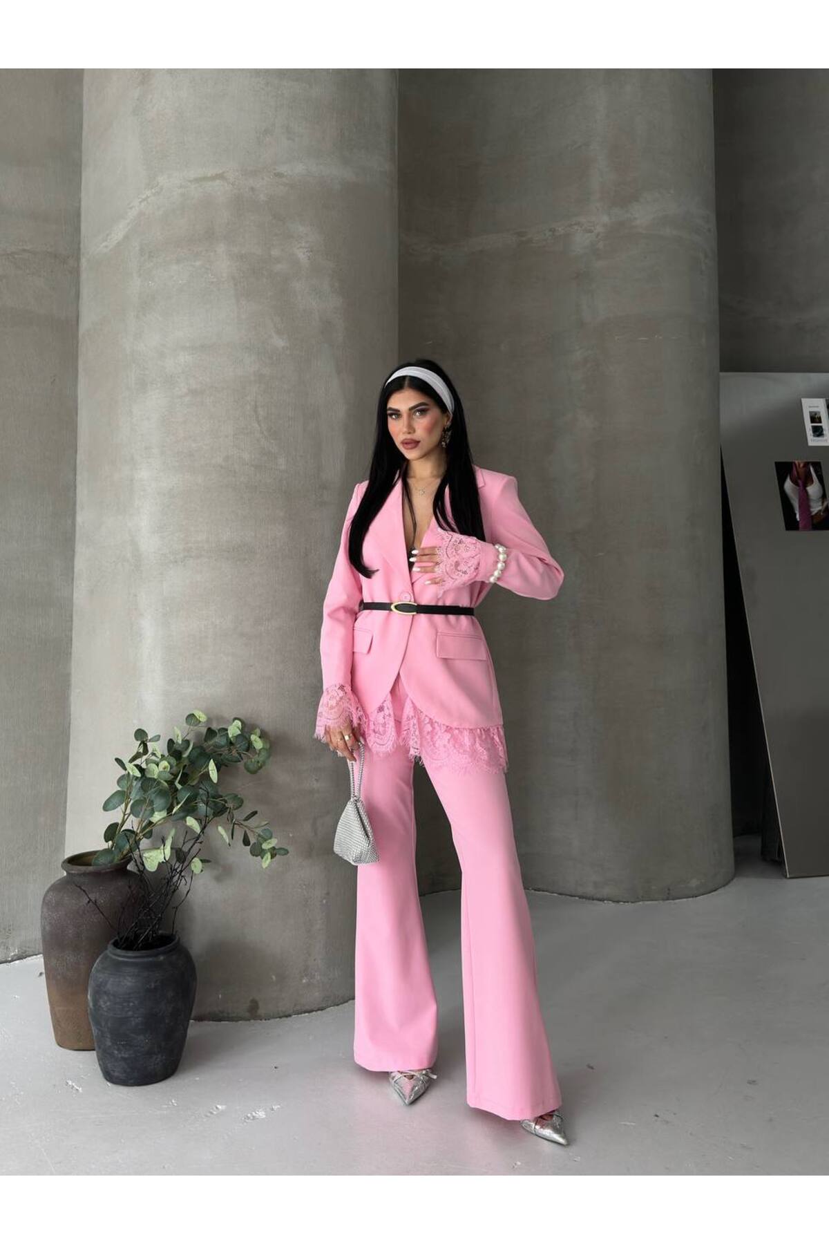 Ensemble Blazer à Détails Dentelle Premium et Pantalon à Pattes d'Éléphant - Görsel 3