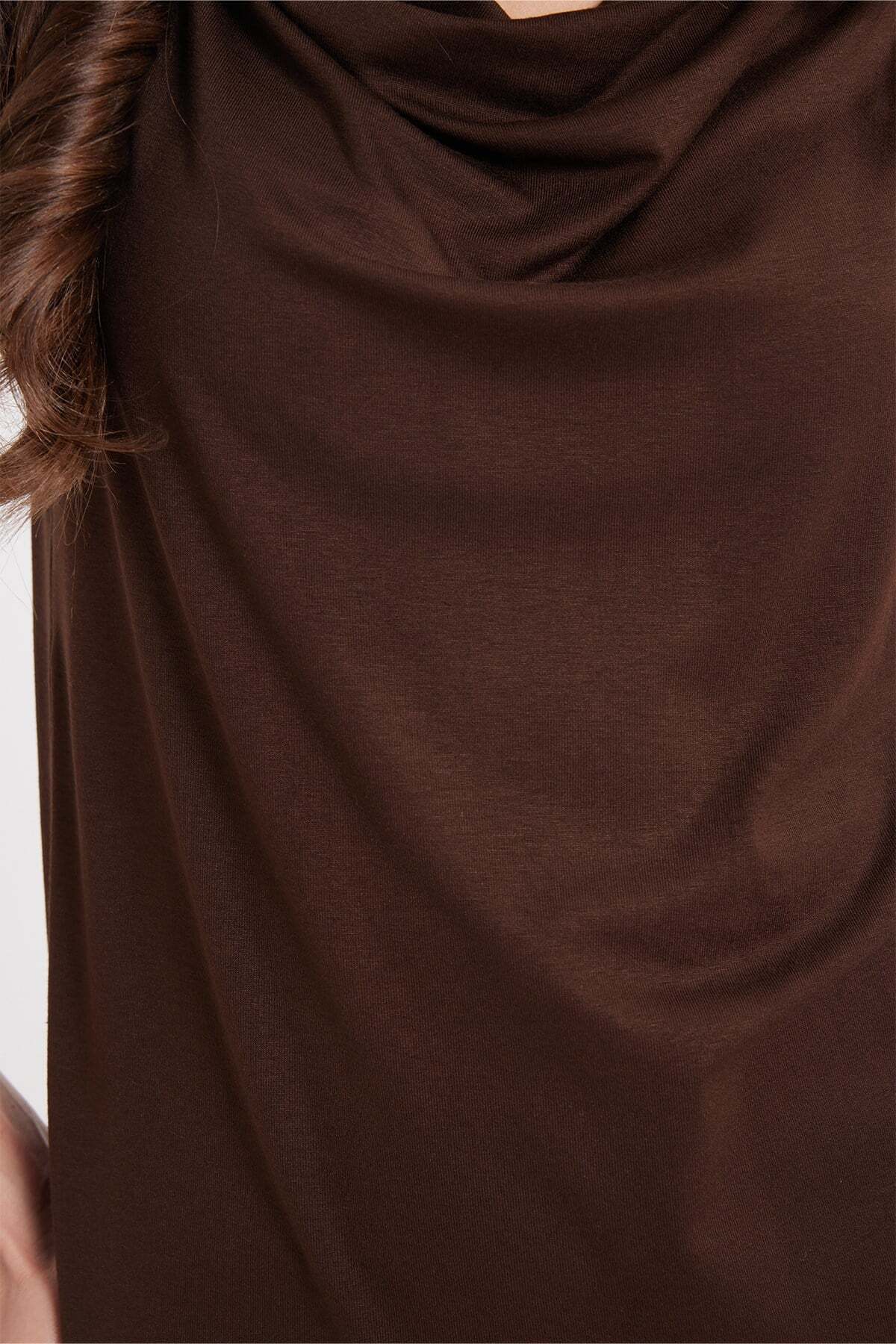 Tudors Kadın Oversize Geniş Kesim Kolsuz Degaje Yaka Kahverengi Atlet görsel 4