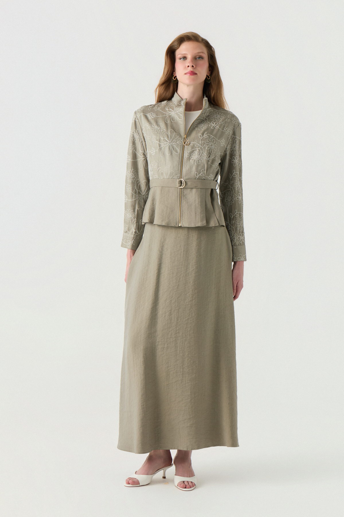 Zühre Embroidered Zippered Flounce Gray Suit 1881