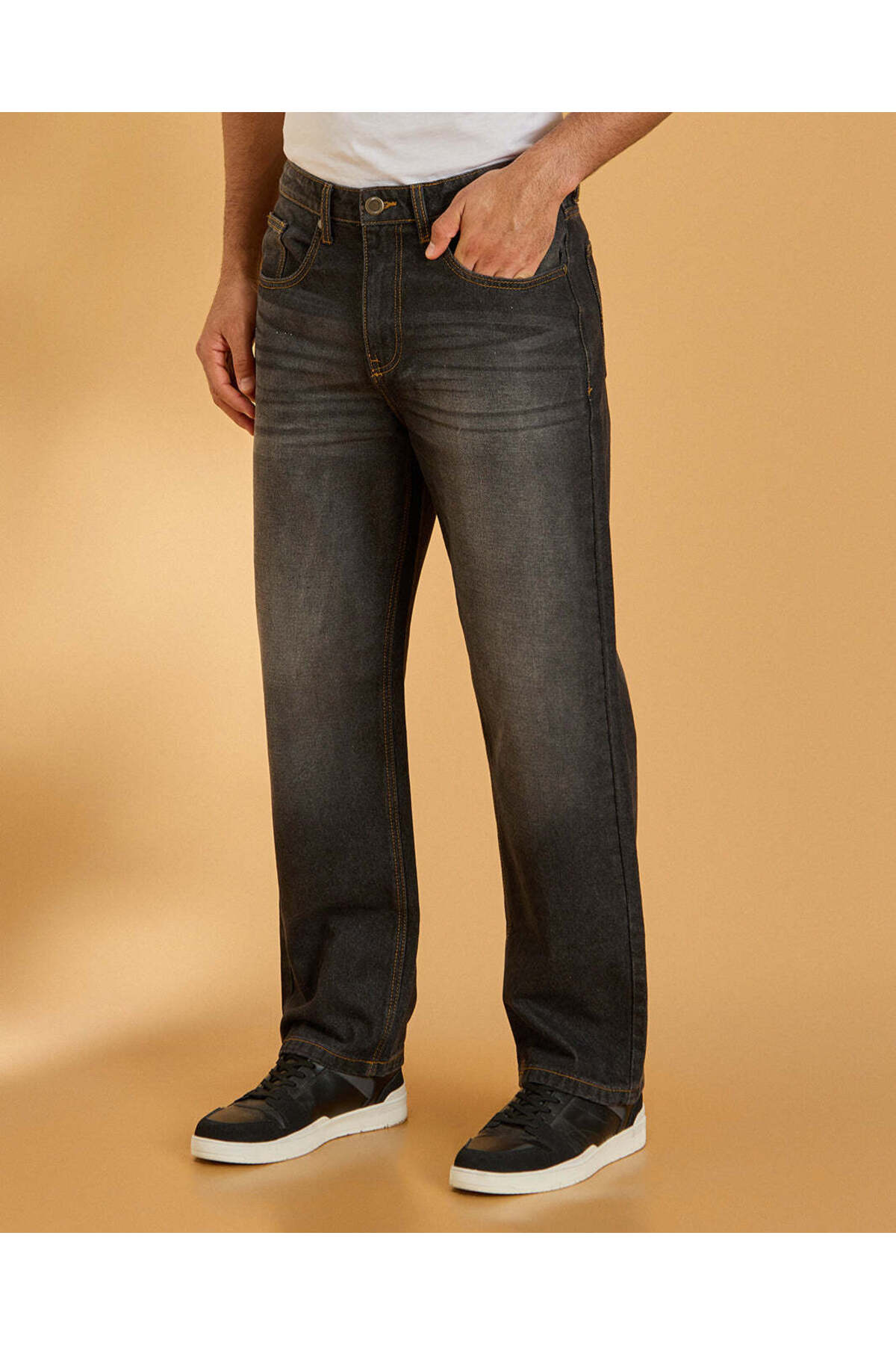 REDTAG Men Grey Straight Fit Denim Jeans