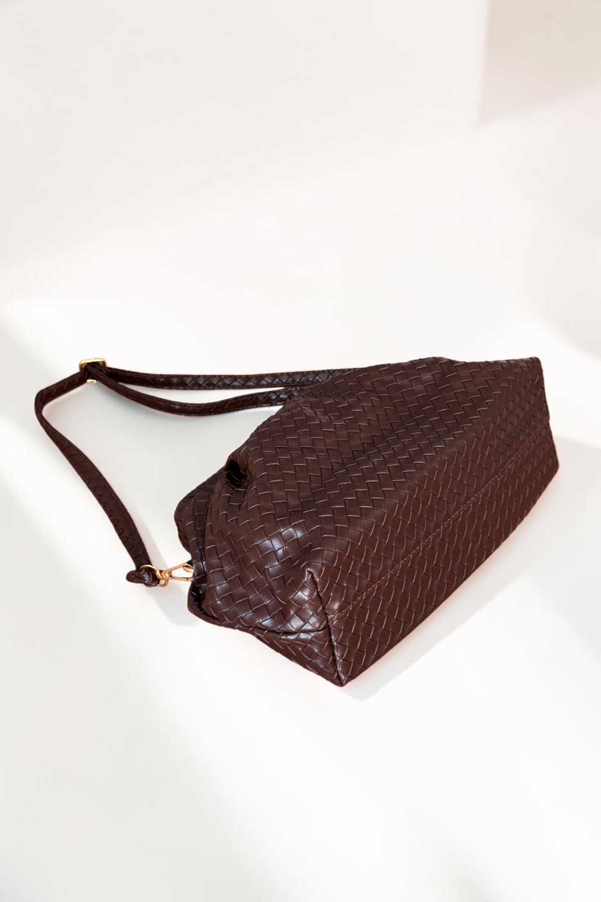 Classbag Kadın Kahverengi Örgü Desenli Portföy&Clutch ve Ayarlanabilir Askılı Omuz Çantası görsel 7