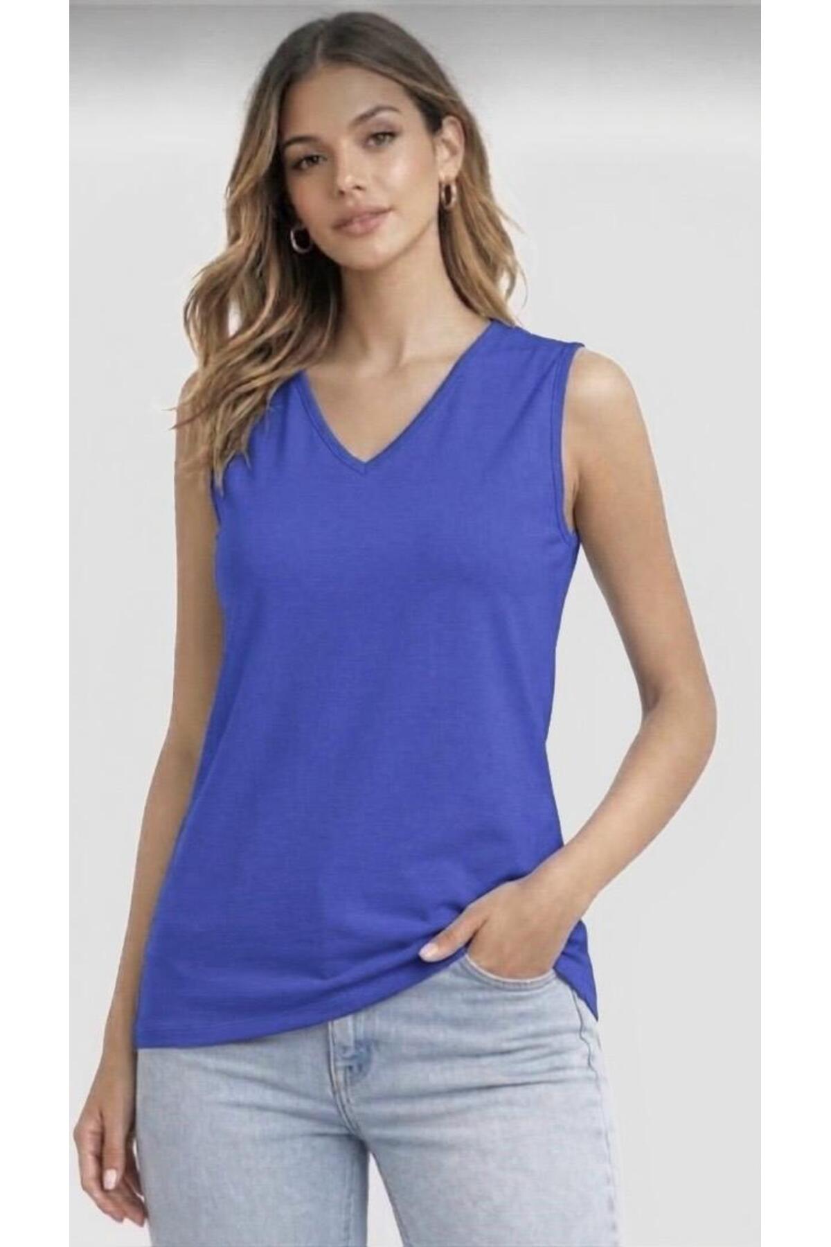 Women's V-Neck Sleeveless Oversize Salas Boyfriend T-Shirt