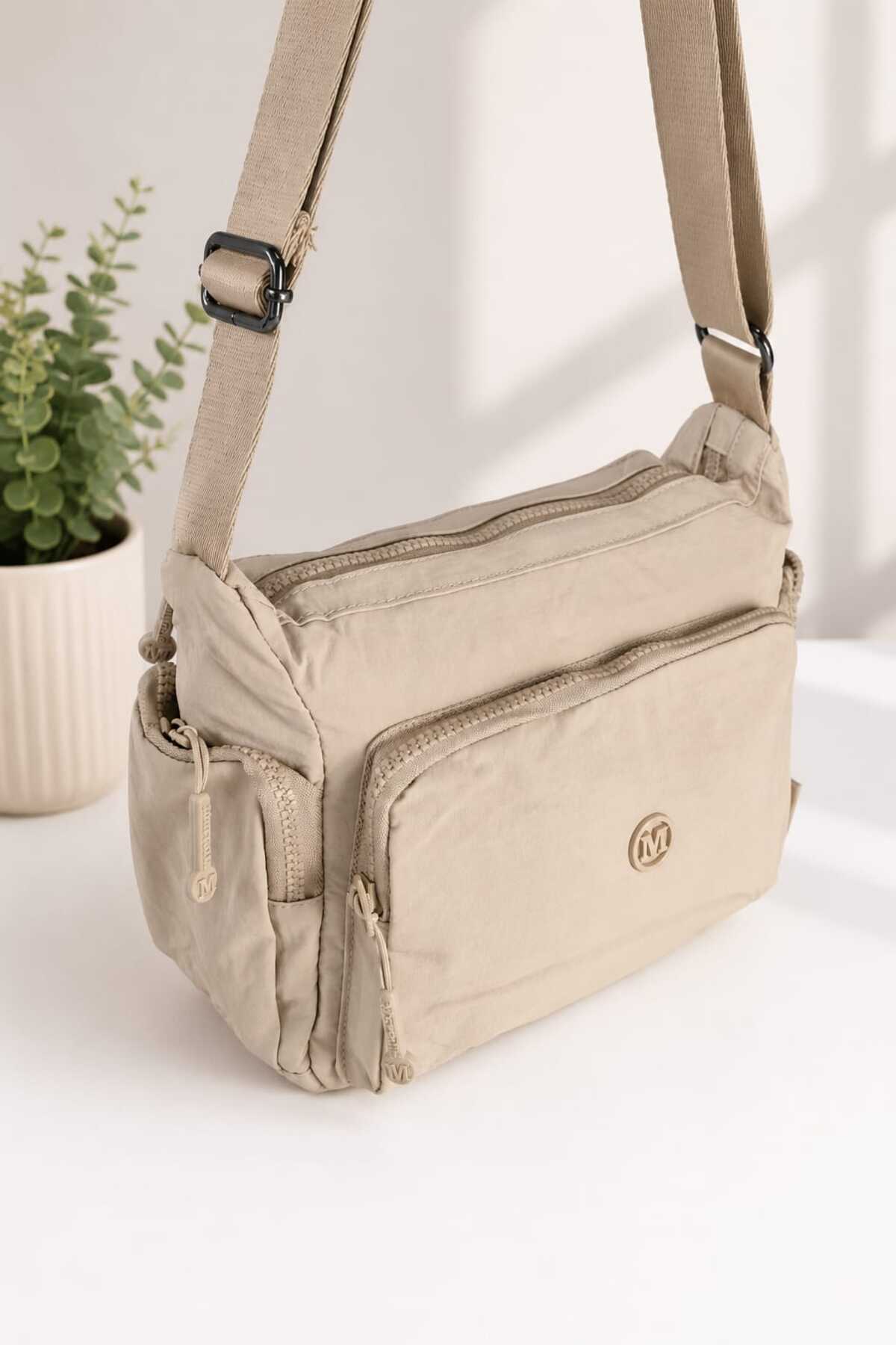Vona Bags Martella Kipling Kumaş Postacı Çanta M17