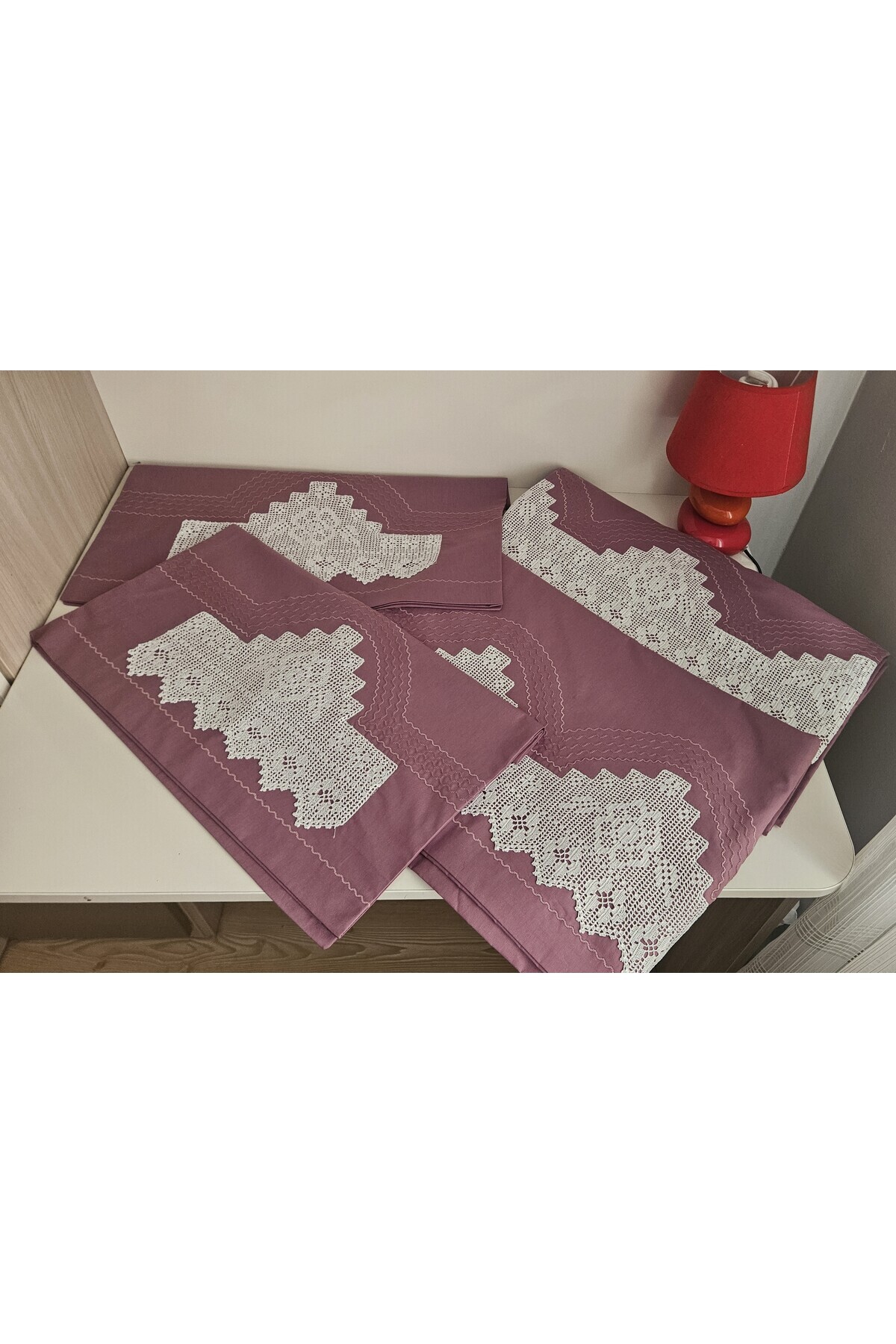 Handcrafted Lace Ribbed and Peak Duvet Cover Set Violet