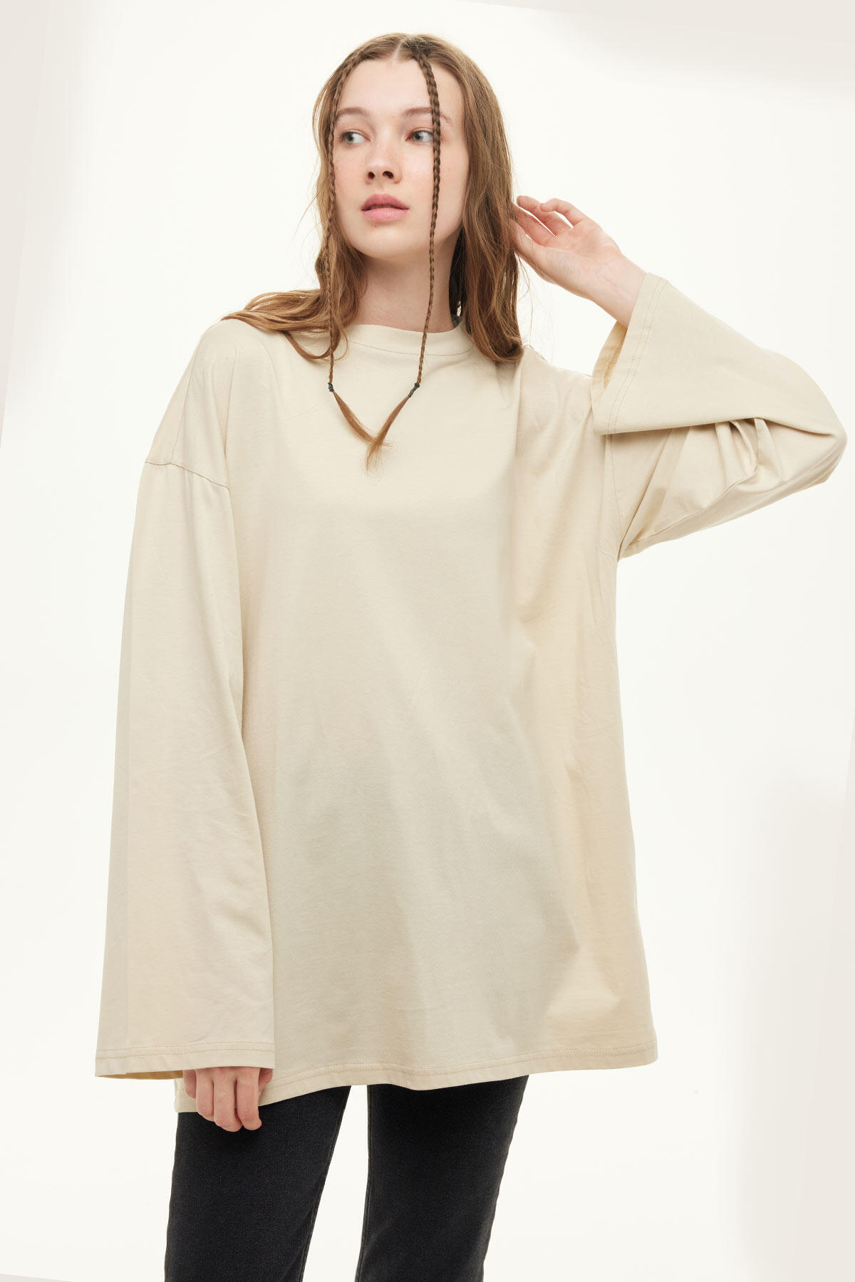 Manuka Übergroßes T-Shirt mit weiten Ärmeln in Beige