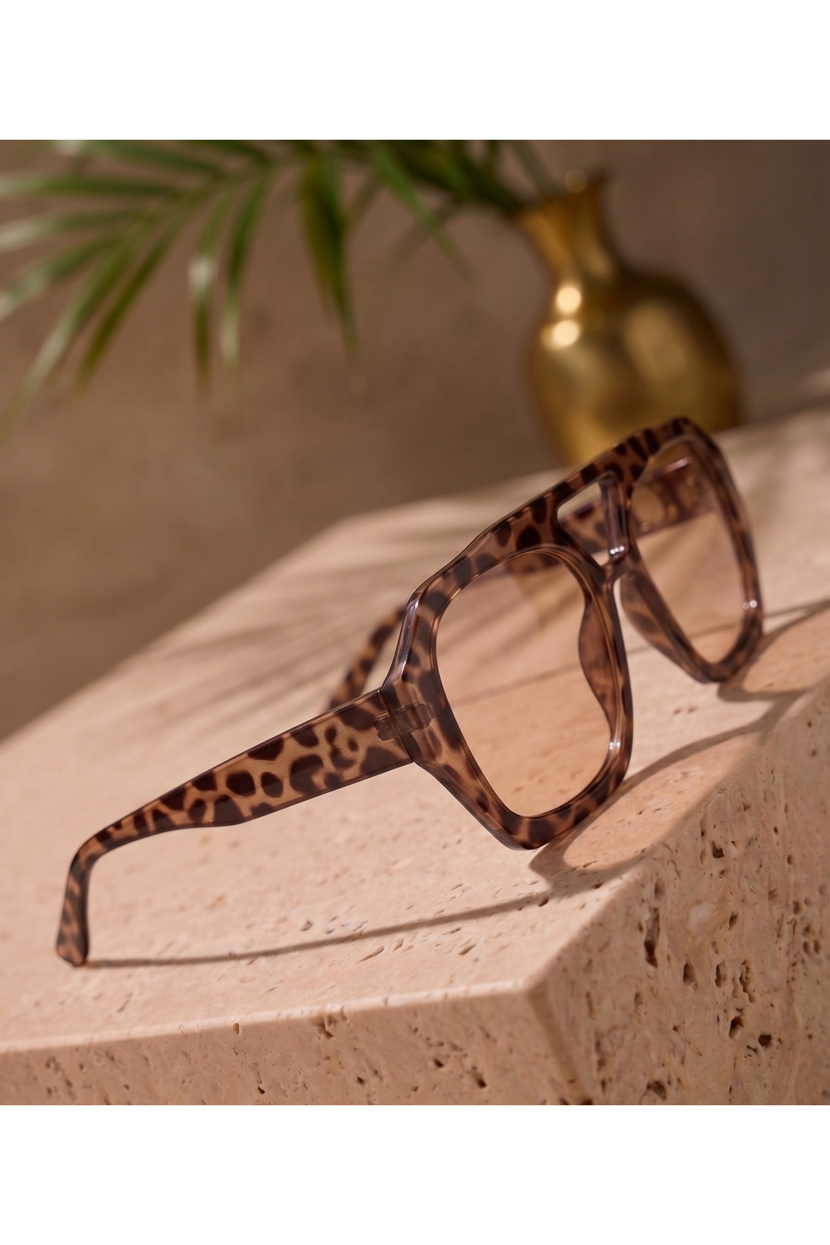 Koi Eyewear Calista Pilot Leopar Çerçeve Nude Cam Güneş Gözlüğü görsel 3