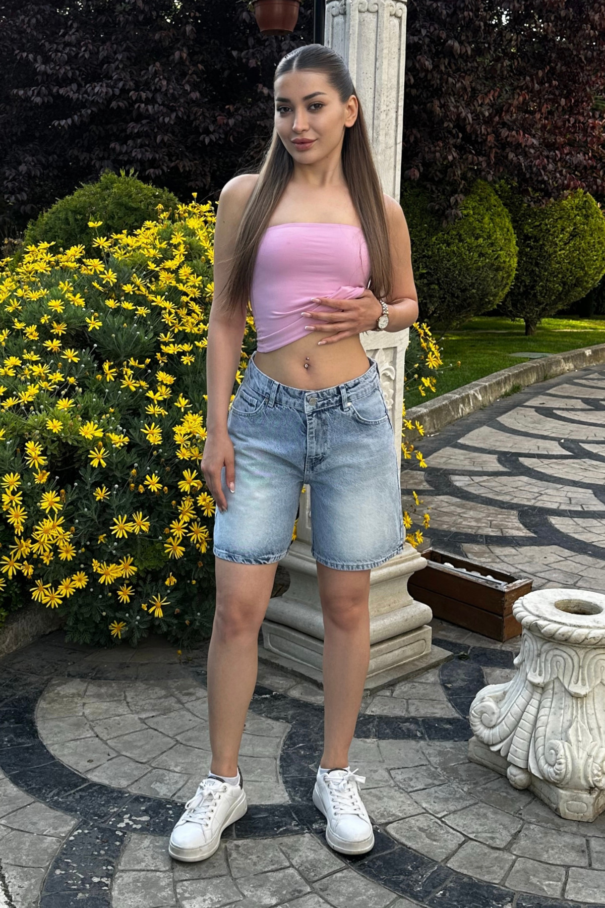 Kadın Vintage Efektli Yüksek Bel 5 Cepli Straight Fit Şort Jeans açık mavi 4