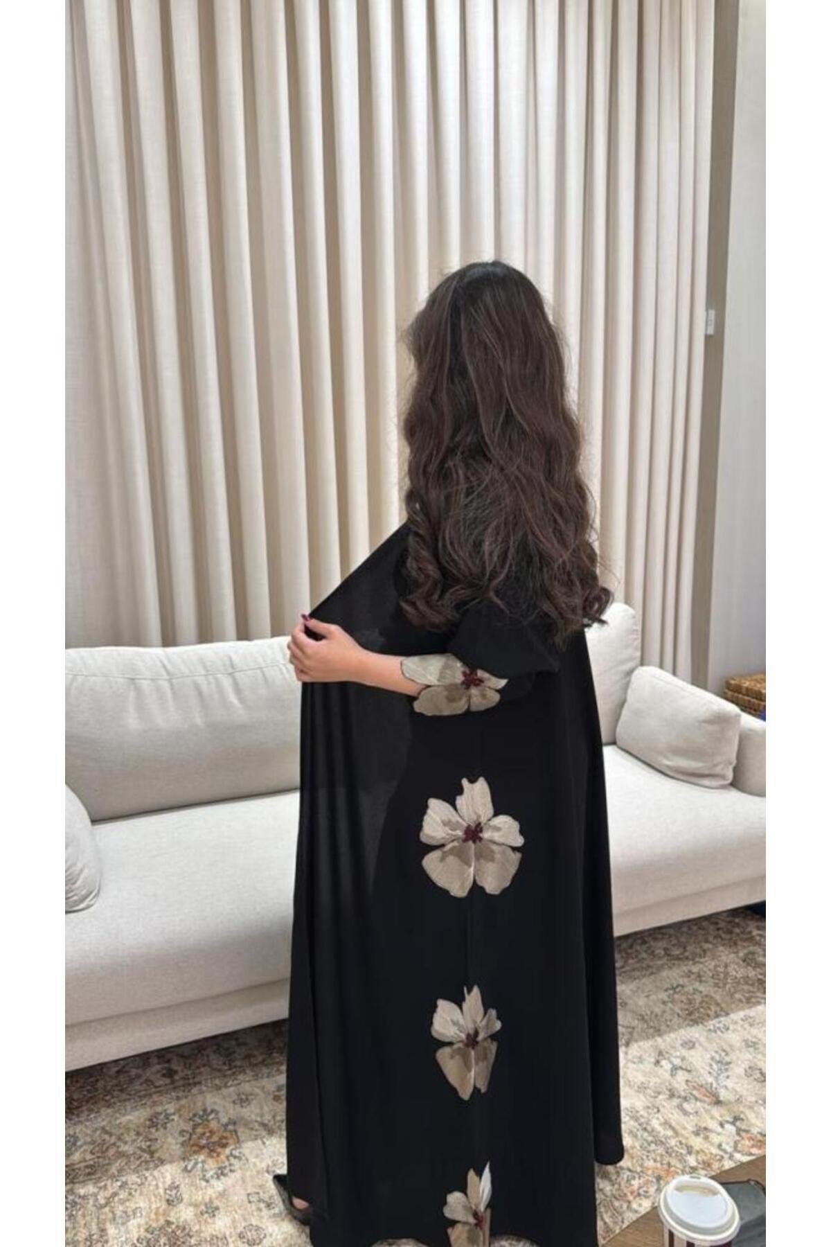 Elena عبايه روان ربع كلوش بتصميم أنيق وعصري