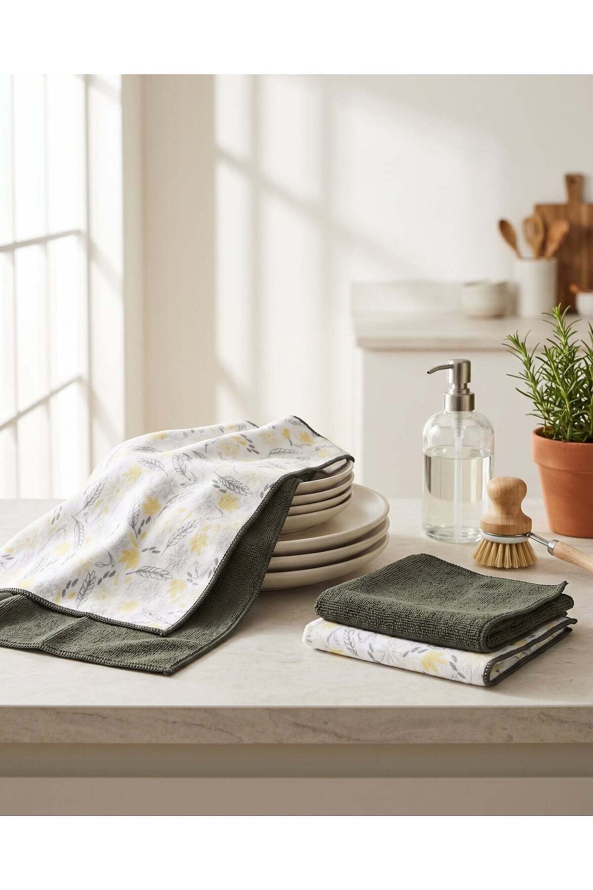 REDTAG Assorted Printed Microfiber Kitchen Towel (4 Pieces)