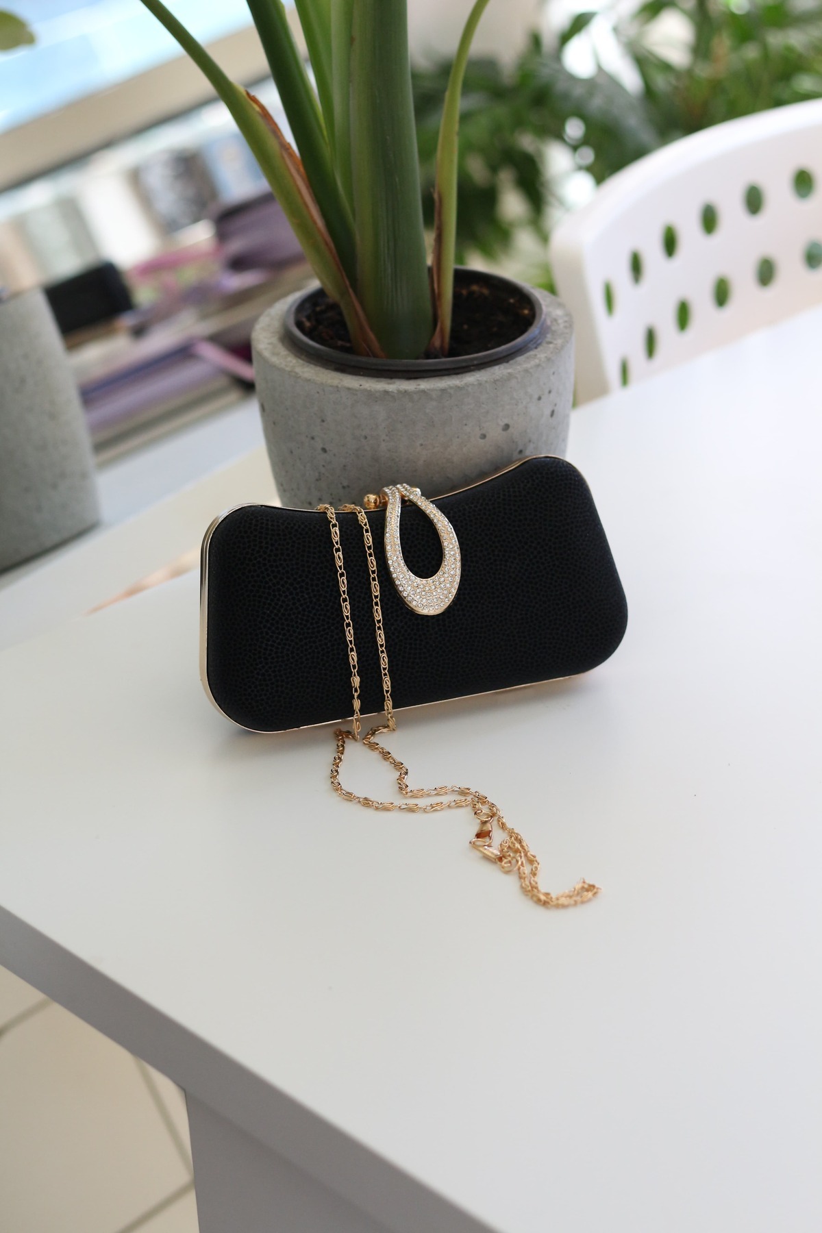 Moom Bag Kadın Siyah Kilit Detaylı Zincirli Kasalı Abiye Çanta görsel 4