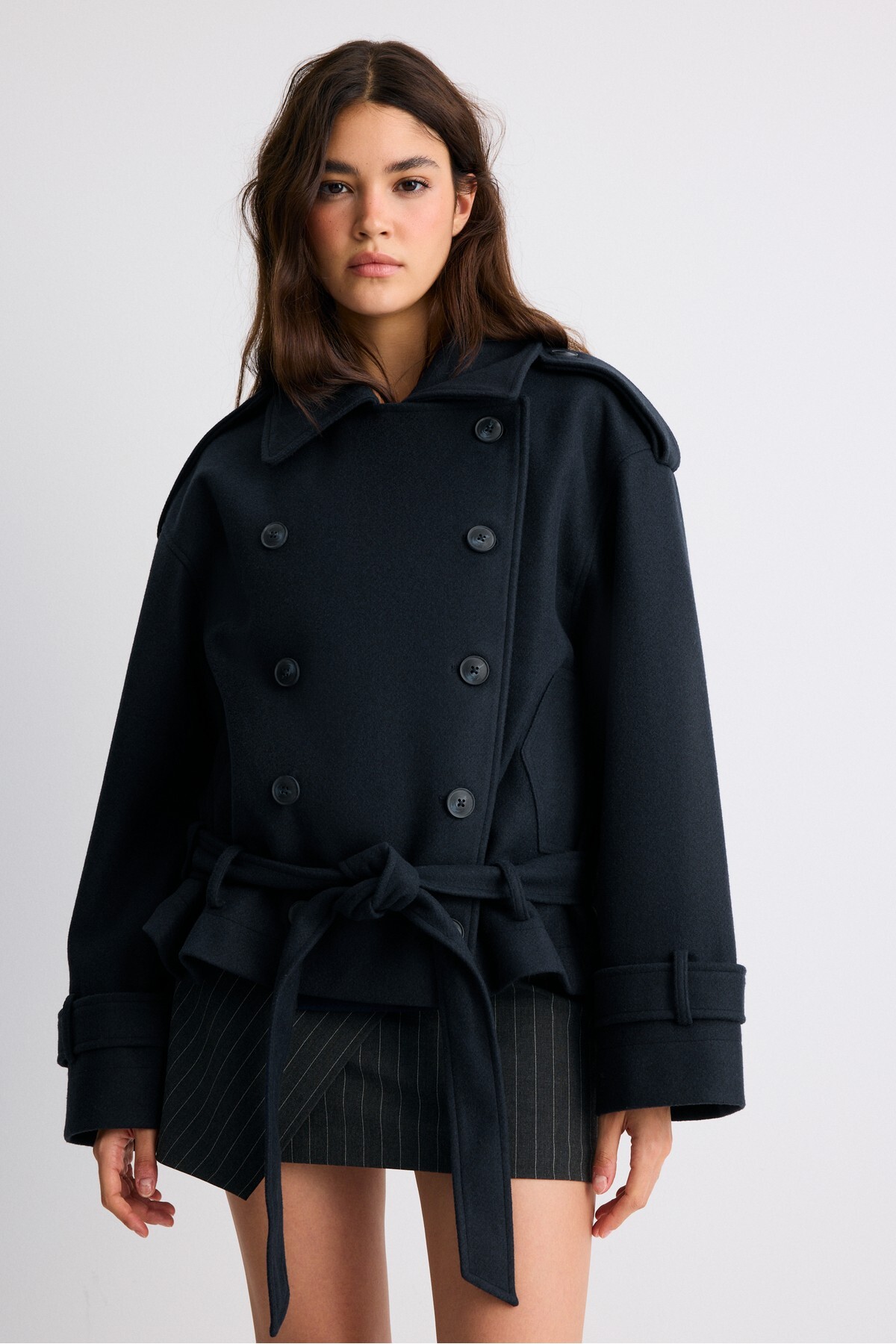 Stradivarius Yumuşak dokulu oversize trençkot