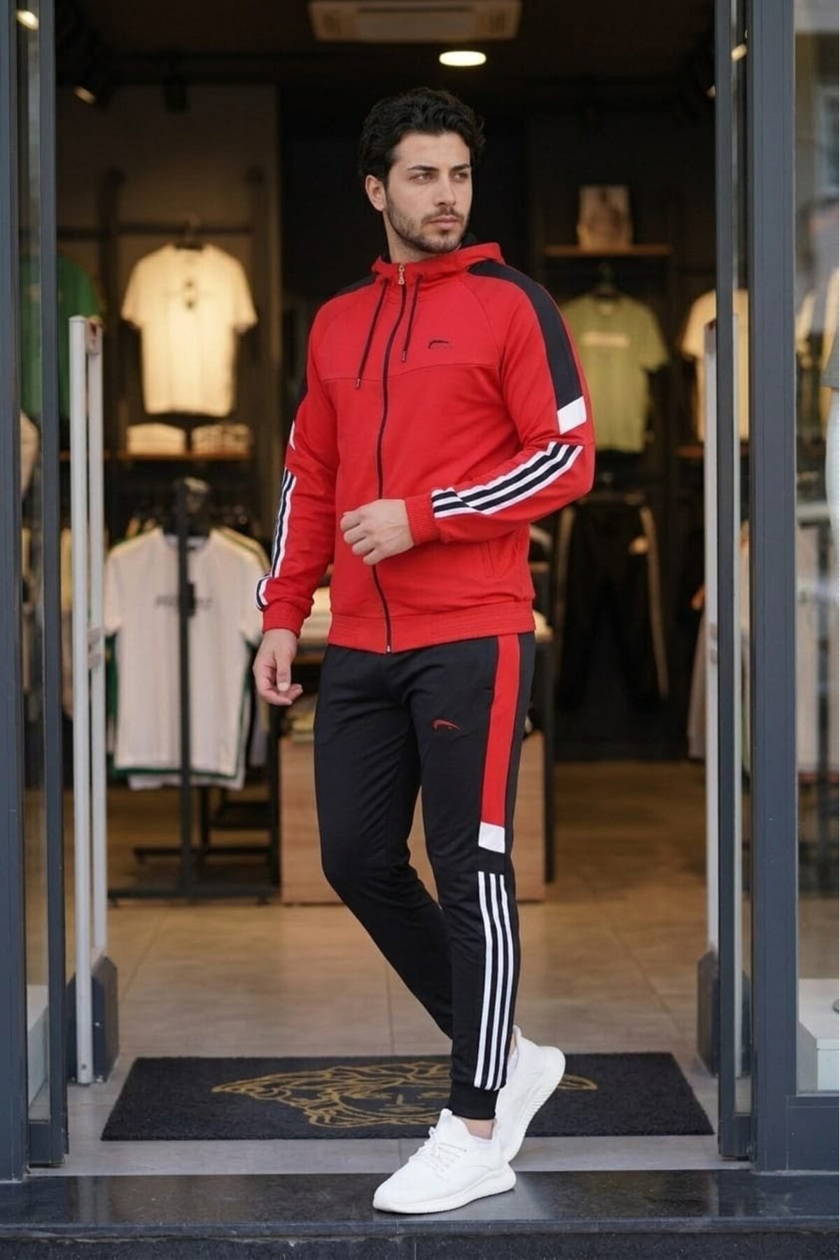 wera Erkek, Kırmızı-Siyah,Dalgıç Kumaş, Şerit Detaylı, Kapüşonlu Slim Fit Eşofman Takımı görsel 2