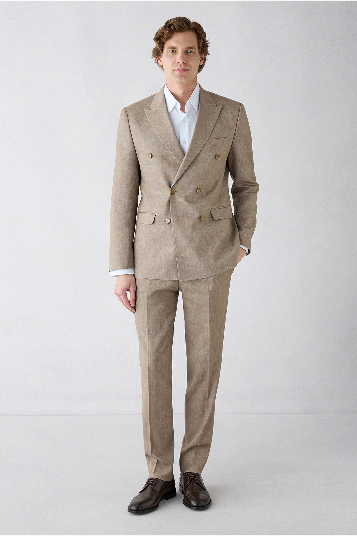 Kiğılı 7 Drop Slim Fit Dar Kesim Keten Karışımlı Sivri Yaka Kruvaze Takım Elbise görsel 3