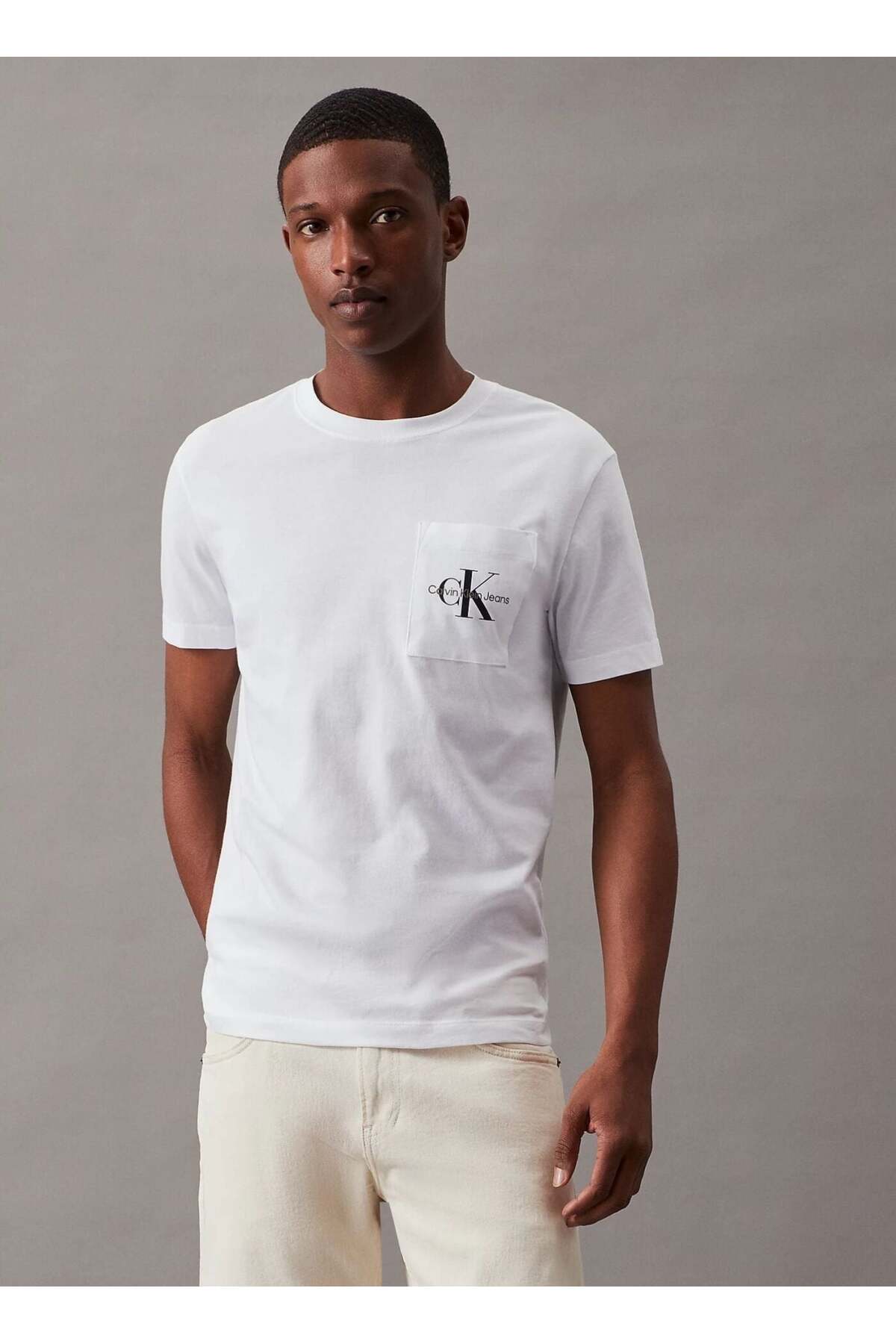 تیشرتمردانهCalvin Kleinسفید