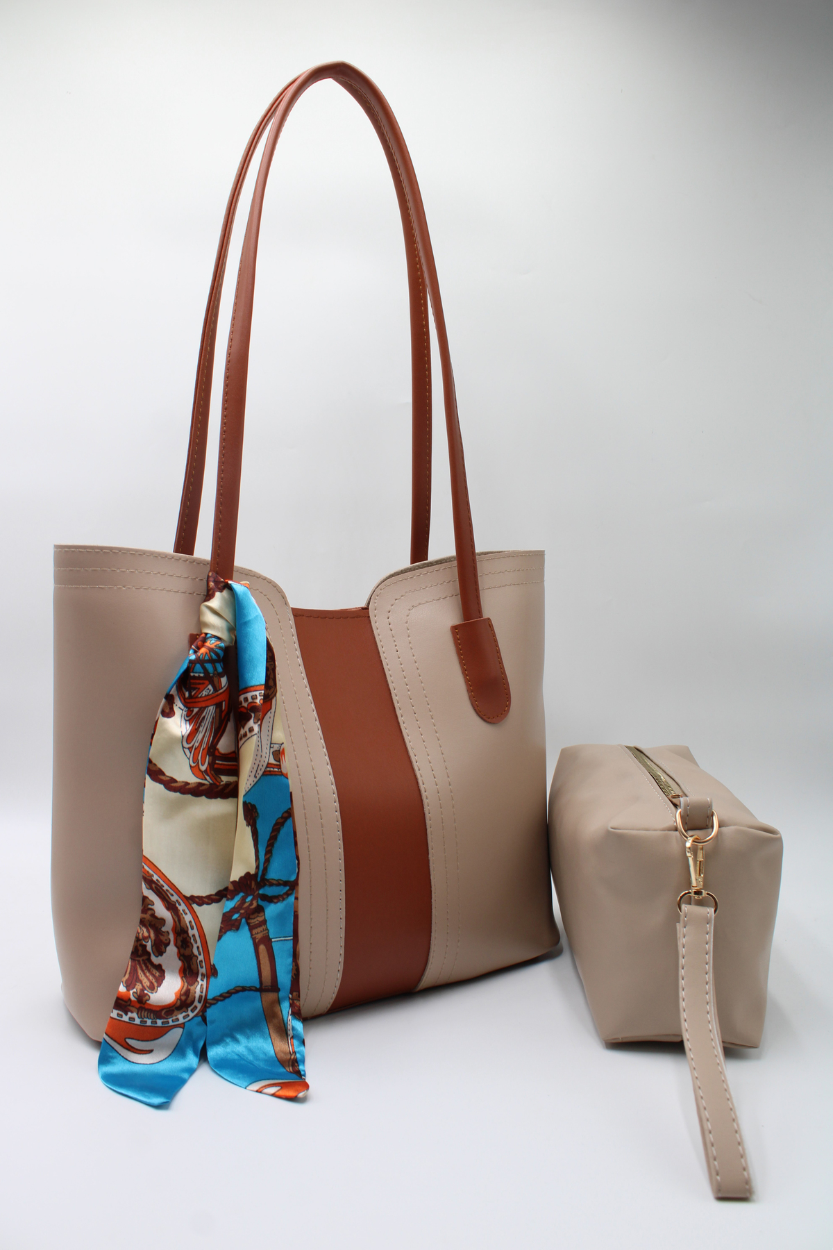 Women's Oversized Scarf Detailed Handy Hand, Sleeve and Shoulder Bag with Puppy