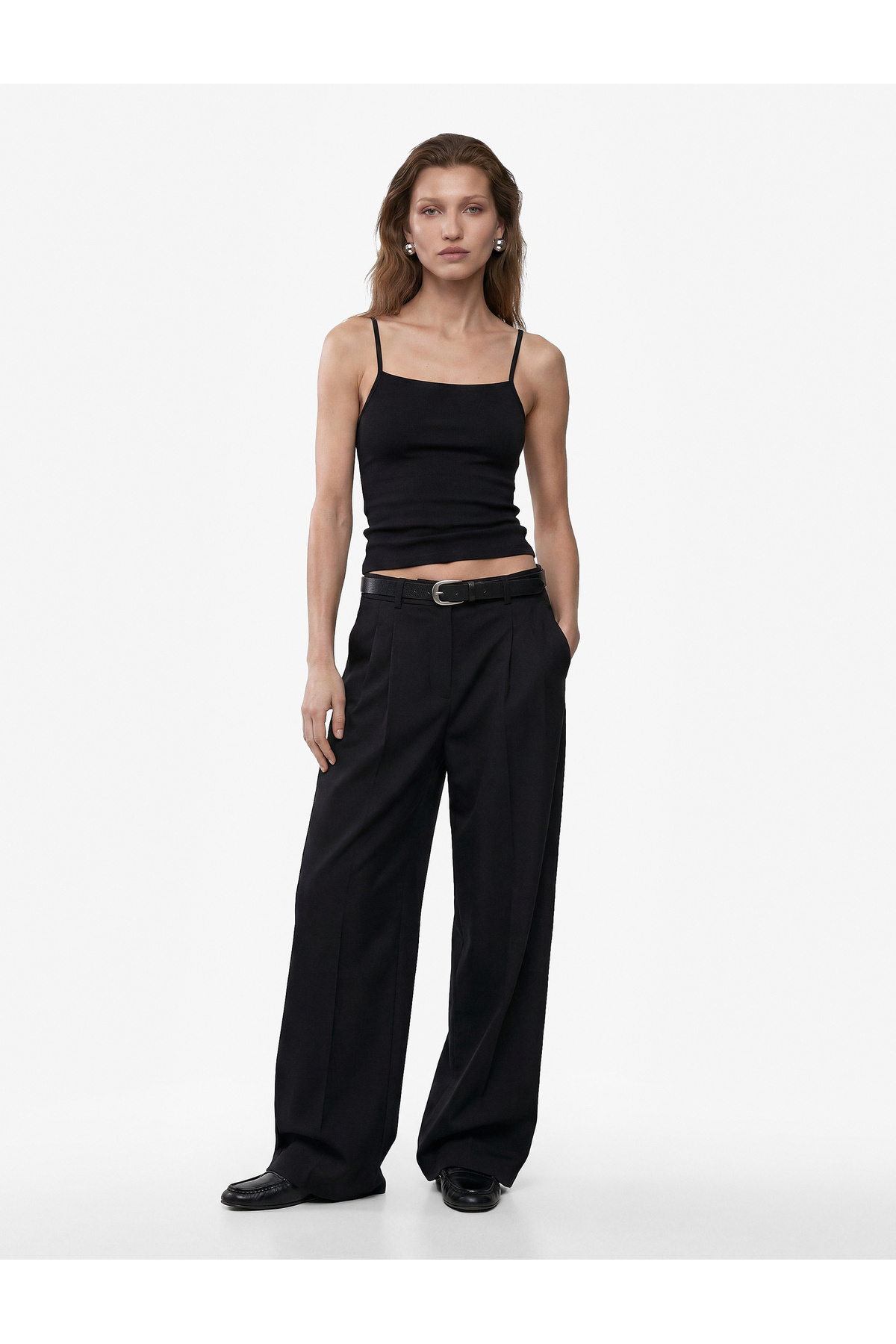 Koton Pamuklu Ribanalı Slim Fit Kare Yaka İp Askılı Atlet Bluz