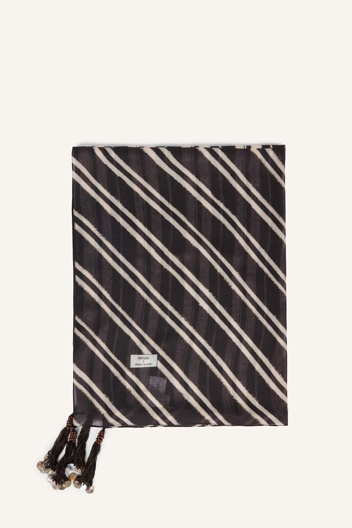 DeFacto Fresh Scarfs X DeFacto Summer Blocks Bej Viskon Püsküllü Şal I1745AX26SM görsel 7