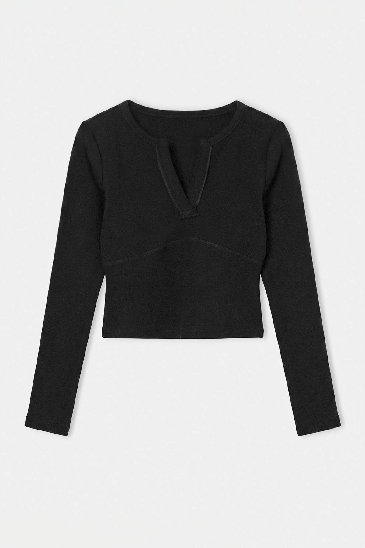 Trendyolmilla Siyah Düz Fitted V Yaka Standart Kol Crop/Kısa Kaşkorse Örme Bluz TWOAW27BZ00072