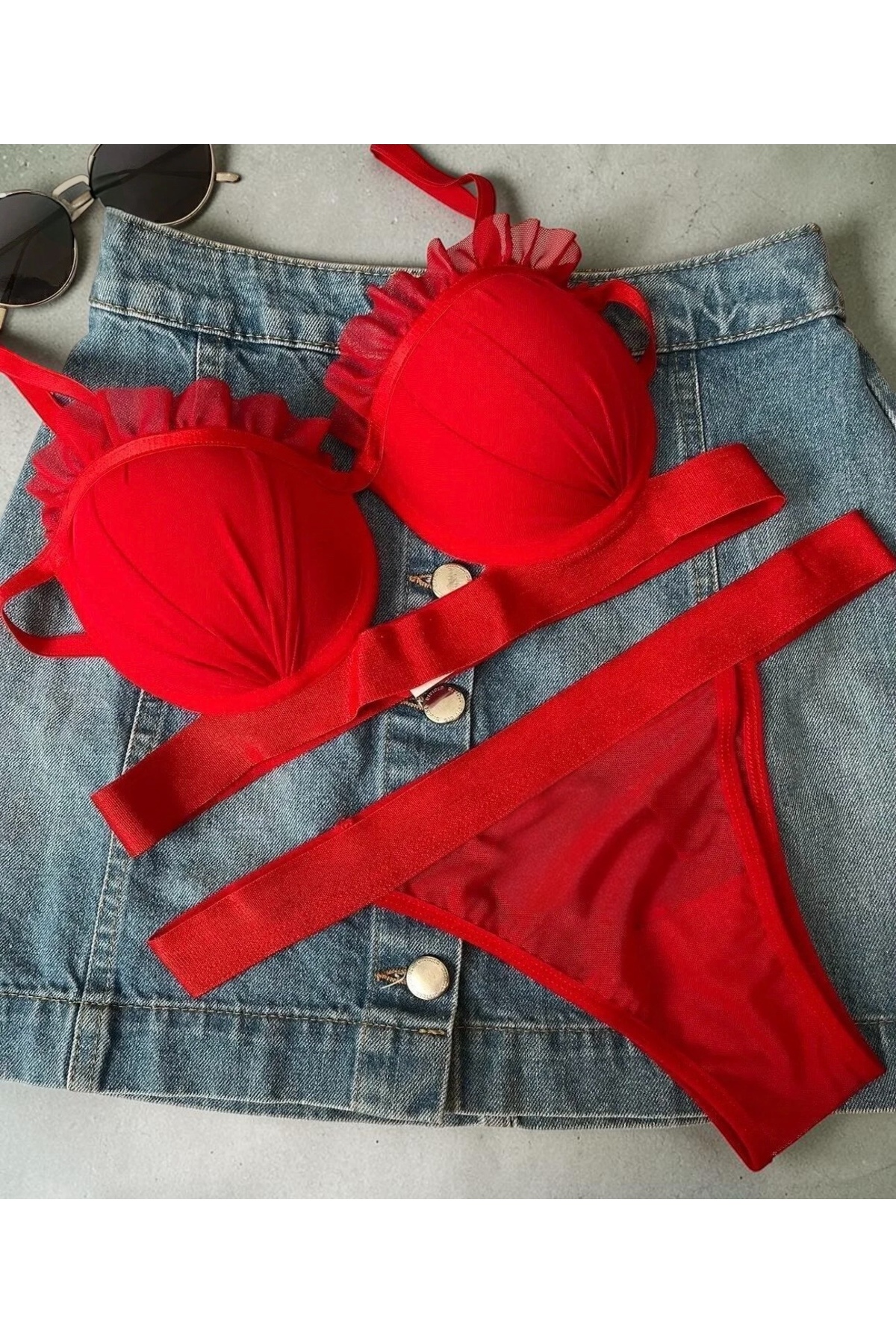 Red Lace Underwire Bra Briefs Set - Women's Underwear