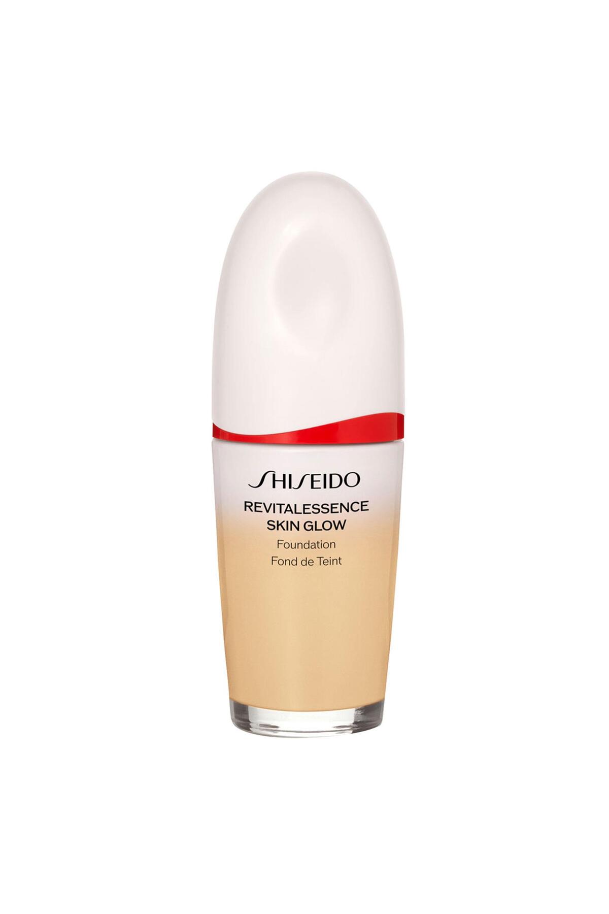 Shiseido Revitalessence Skin Glow Foundation 220