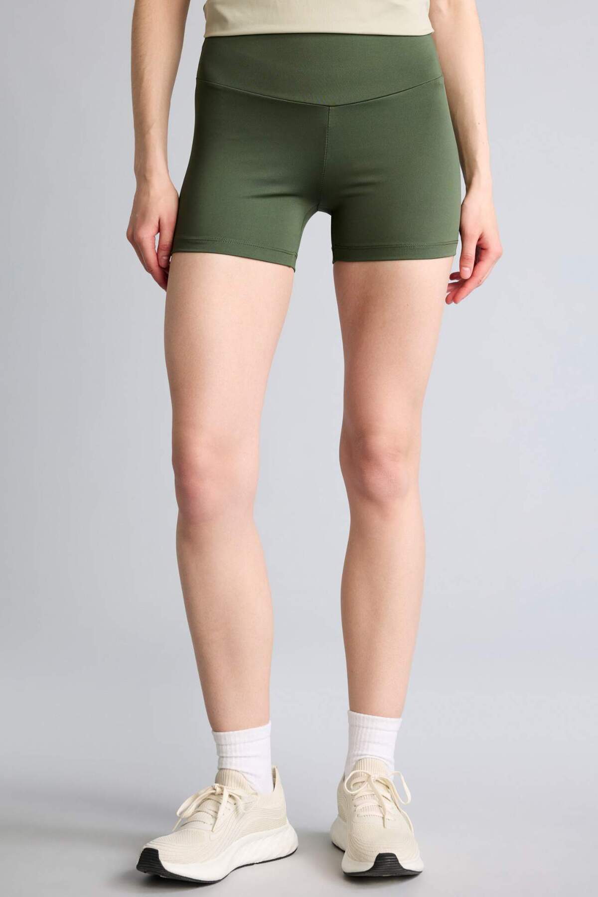 DeFacto Regular Fit Beli Saran Geniş Paça Sporcu Biker Şort D2907AX26SM görsel 3
