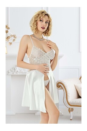 For Dreams Kadın Ekru Dantel Göğüs Detaylı Yırtmaçlı Saten Gecelik Takımı