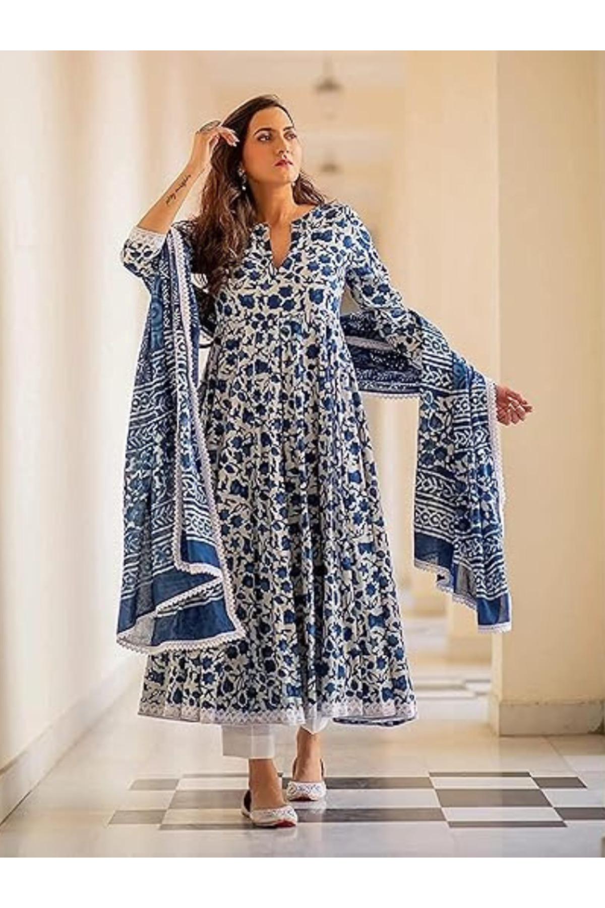 MYSMAR Blue & White Floral Printed Anarkali Kurta Set with Dupatta - RUS1004 | Blue