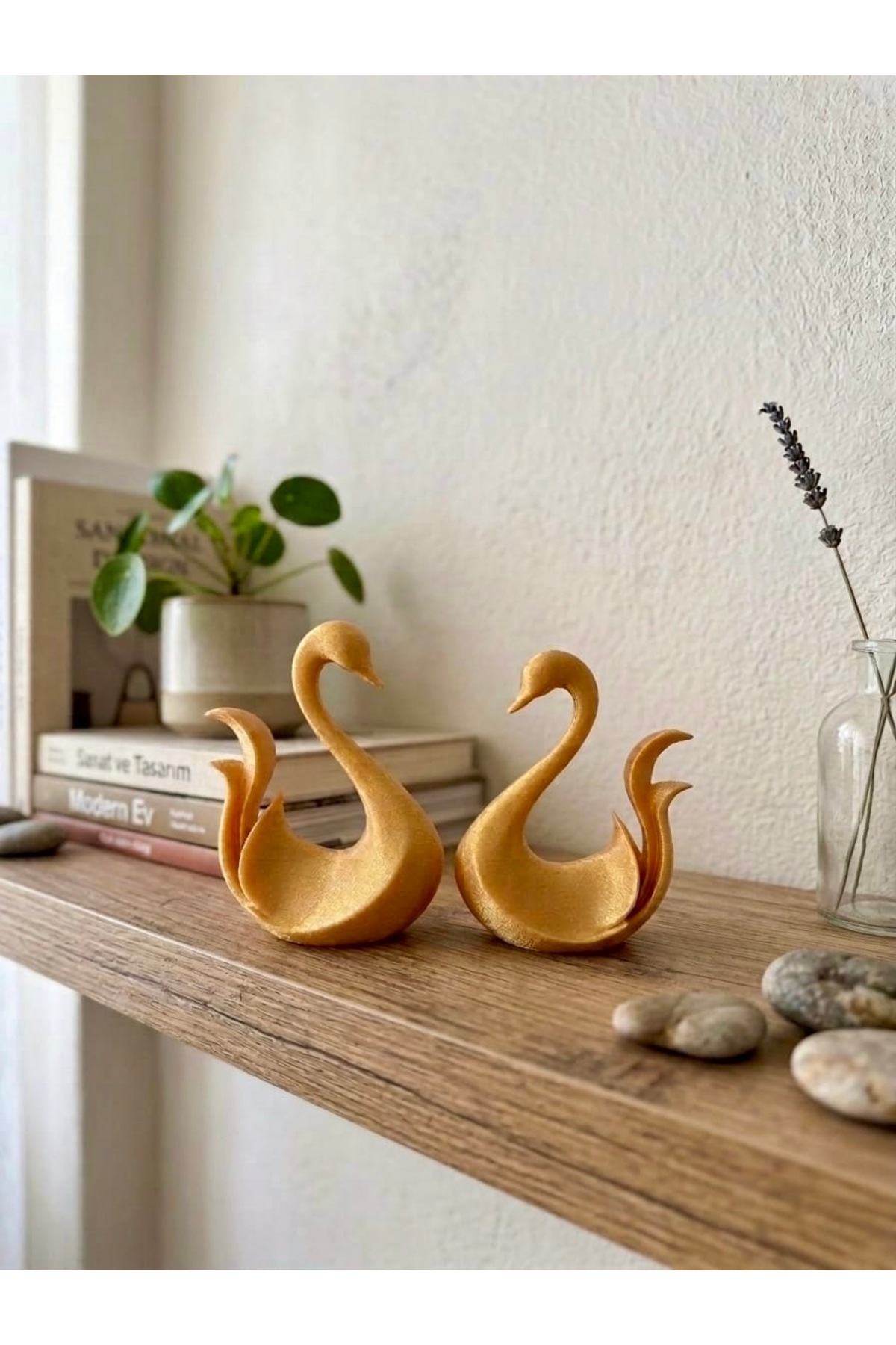 Minimalist 2pcs Stylish Antique Gold Swan Set 15-13cm Decorative Home & Office Ornament Trinket Object