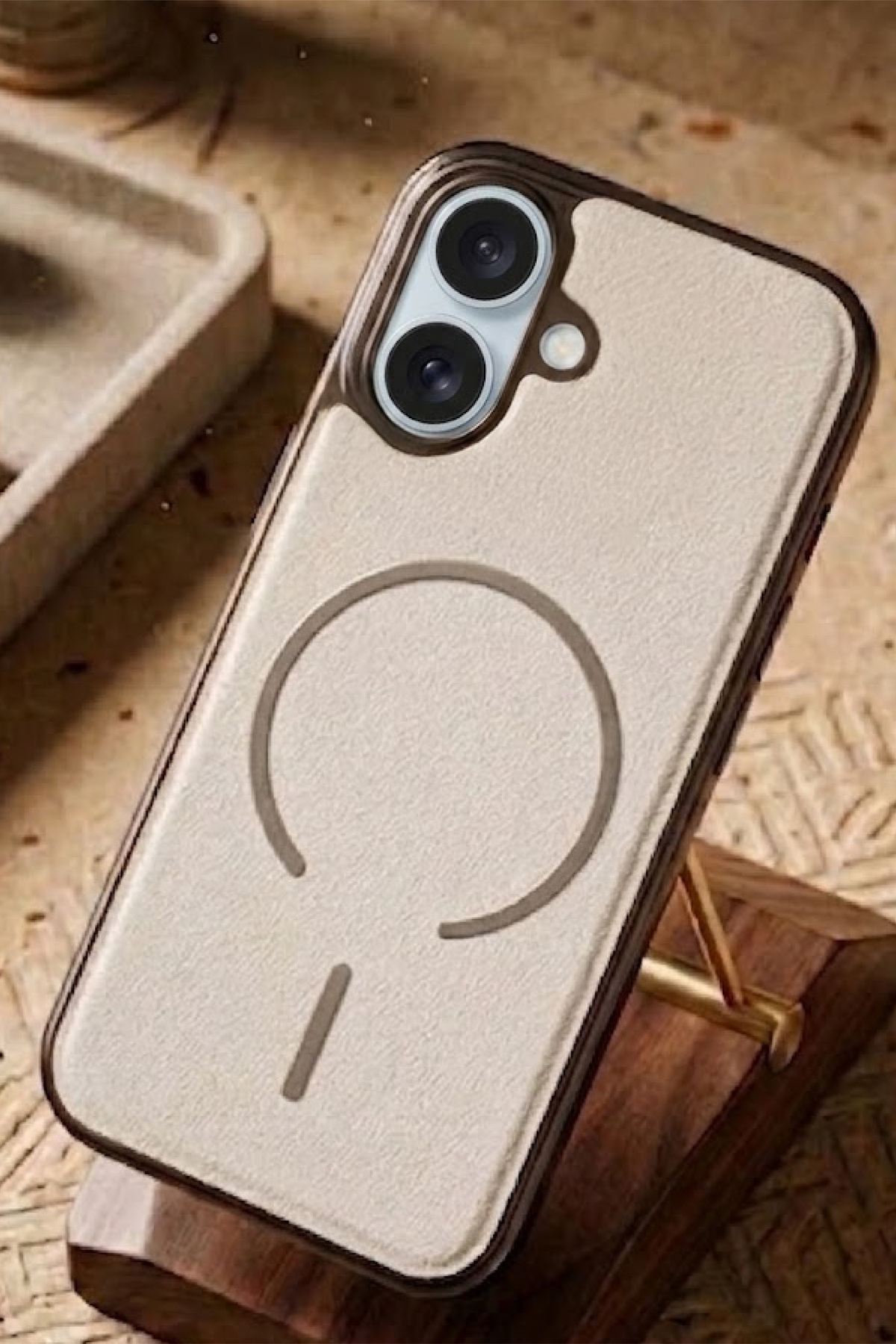 Iphone 16 Compatible Leather Cold Magsafe Cover Hard Ultra Thin Full Protection Wireless Charging Supported Case