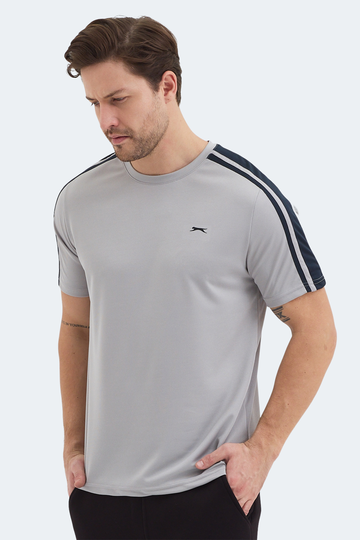 Slazenger REWIND Erkek Gri Tişört görsel 5