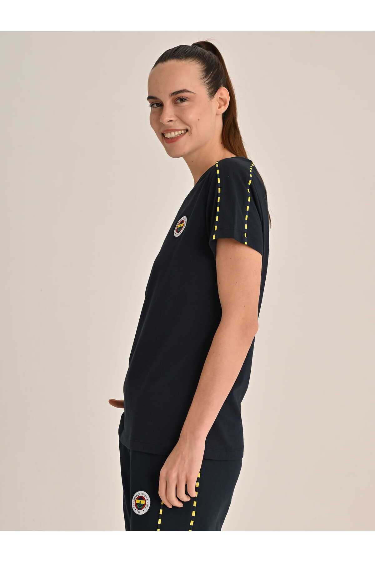 Fenerbahçe Lacivert Tribün Basic Kadın Tshirt görsel 3