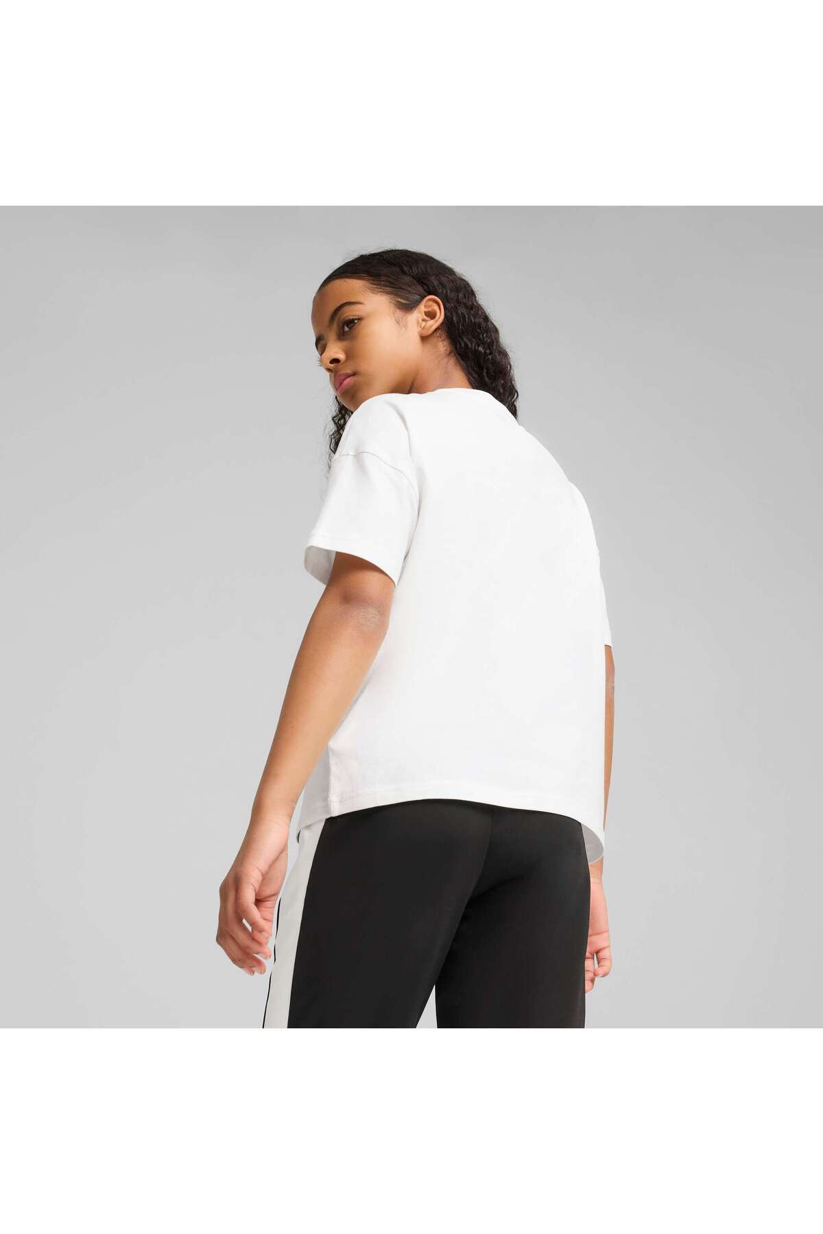 Puma WARDROBE ESS Genç Geniş Kesim Tişört görsel 3